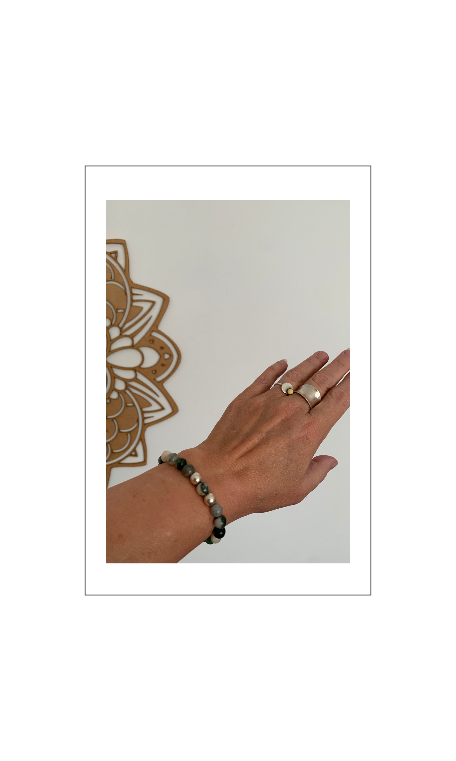 Moss Agate Bracelet_Model.png