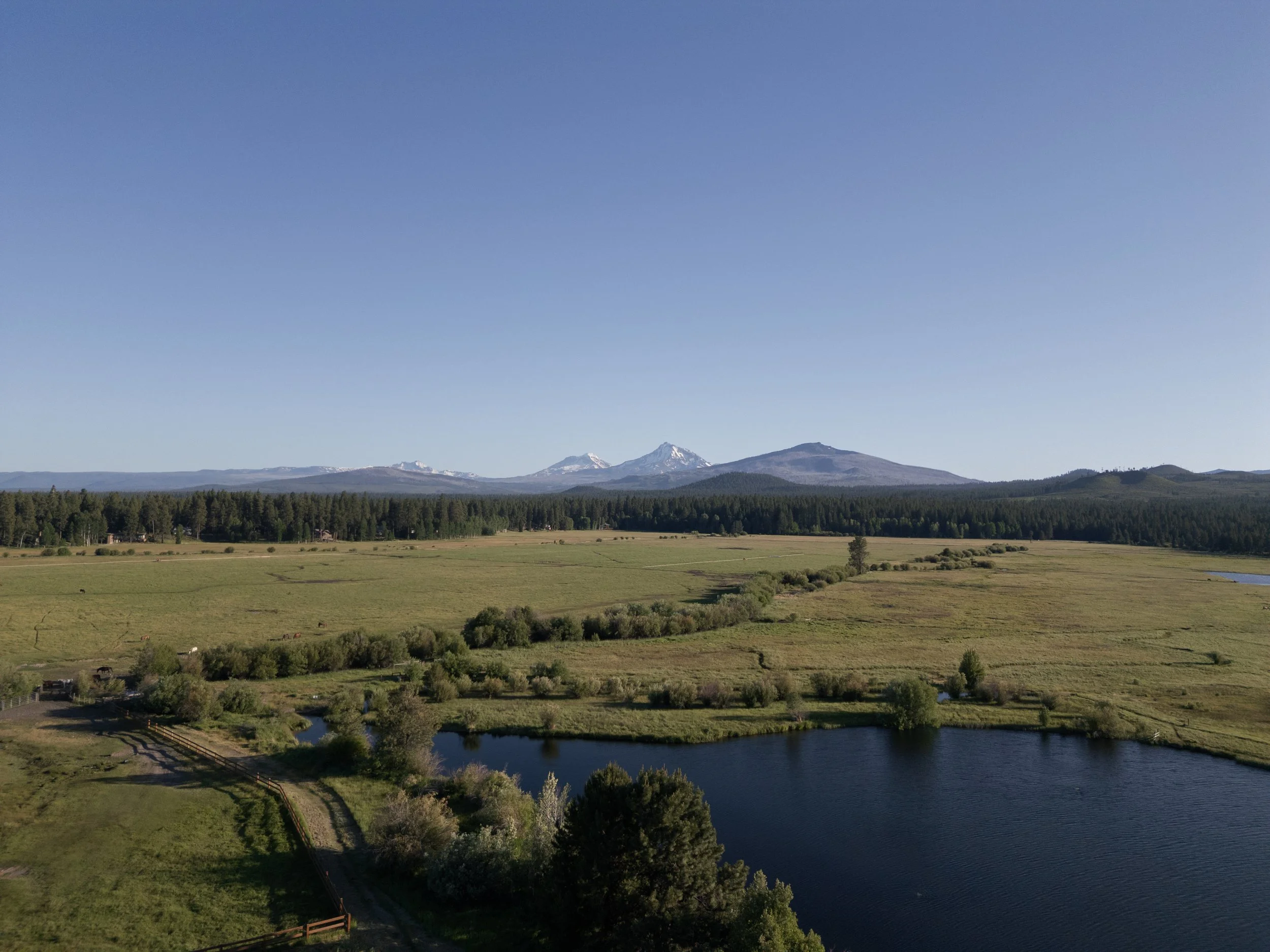 CHP-Marjorie-Wheeler-Black-Butte-Ranch-Wedding-0004.jpg