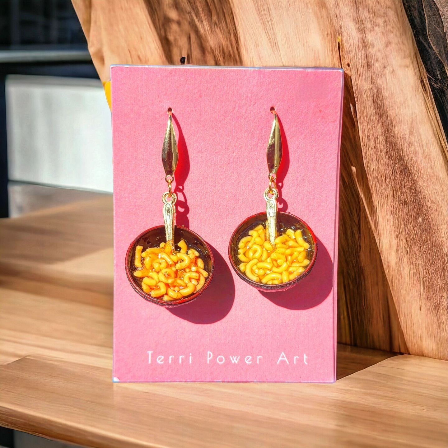 Loving the addition of the little spoons to these bowls of KD
.
 #terripowerart #handmade  #instaartist #wearableart #polymerclay #clayearrings  #downtowndartmouth #handmadejewelry #polymerclayjewelry #polymerclayearrings #handmadeearrings #earringsh