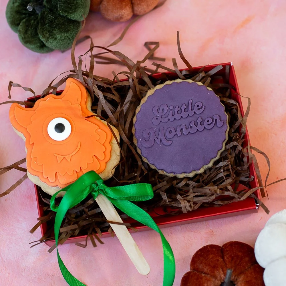 simply-cbmf-halloween-biscuits-02-003-sq.jpg
