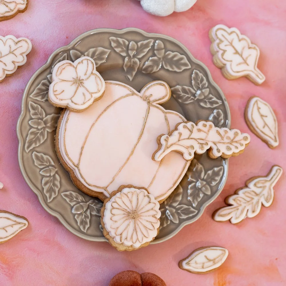 simply-cbmf-halloween-biscuits-05-002-sq.jpg