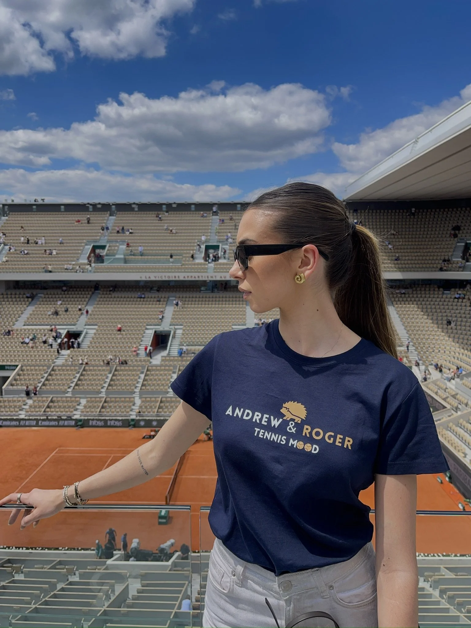 T-shirt blu navy da donna girocollo "Tennis Mood"