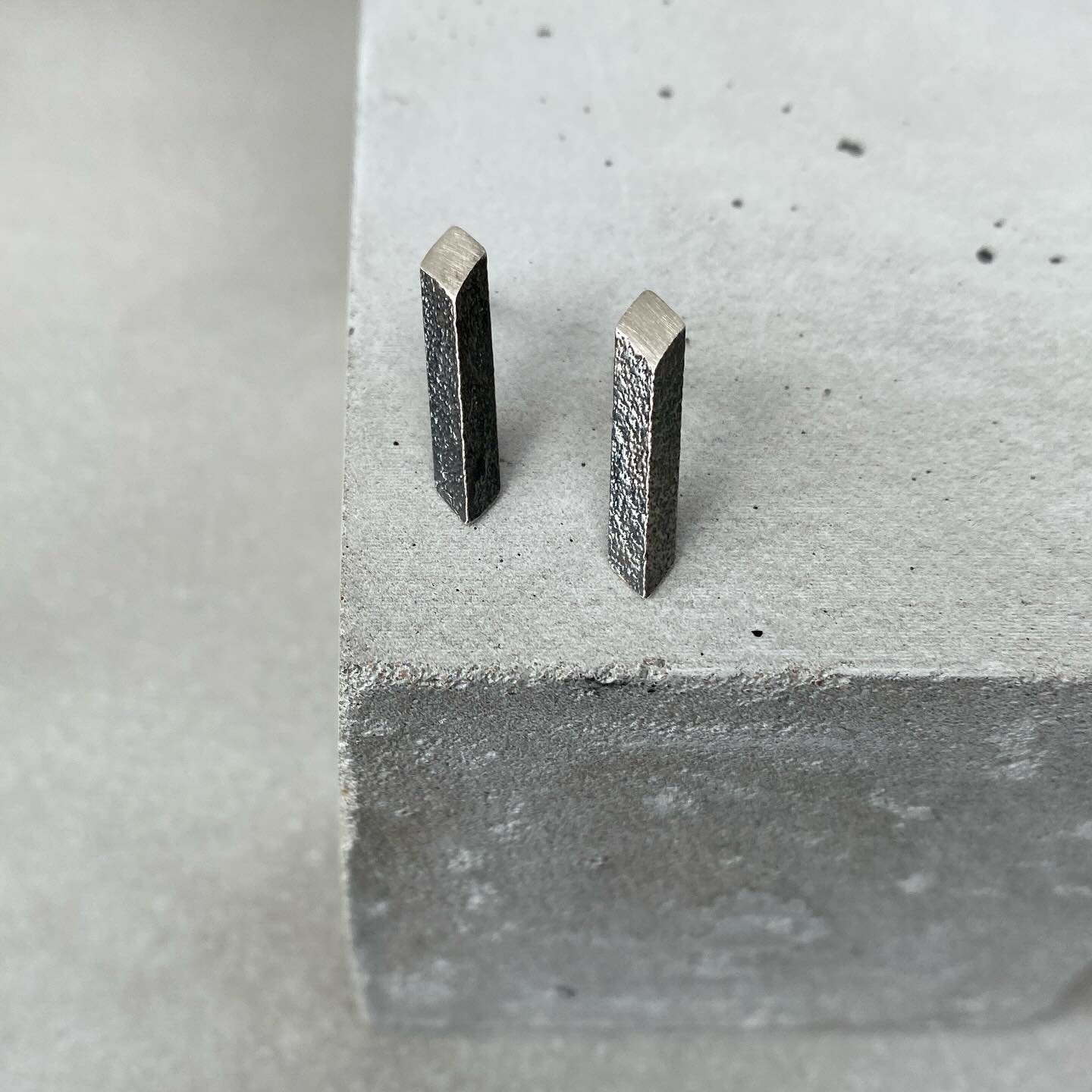 For those of you who saw my last post - normal email service has resumed 😅 shout out to Jon for that fixing that mess! 

It&rsquo;s hard to know how to make a difference with all the terrible things happening in the world (and live streamed on here)