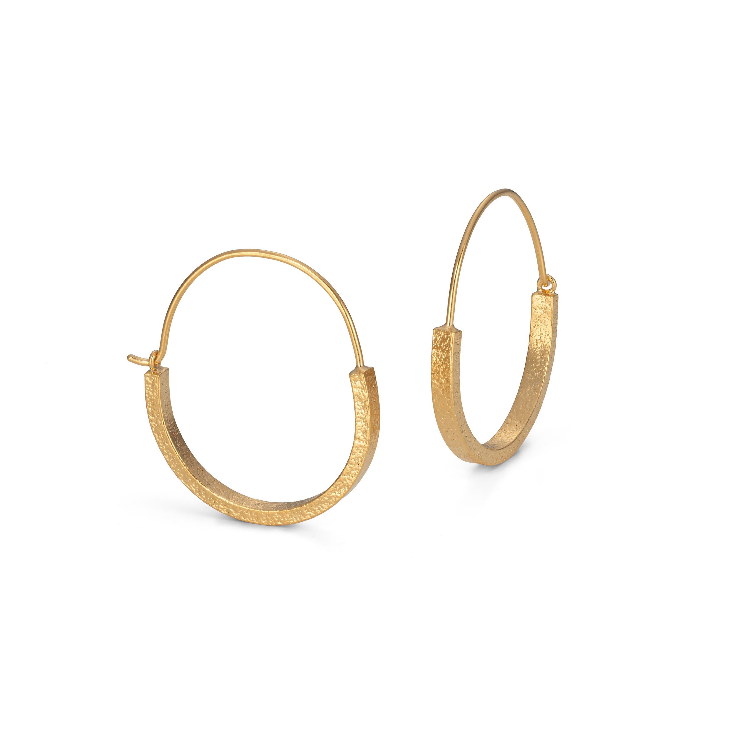 Gold small basket hoops Lucy Thompson.jpg