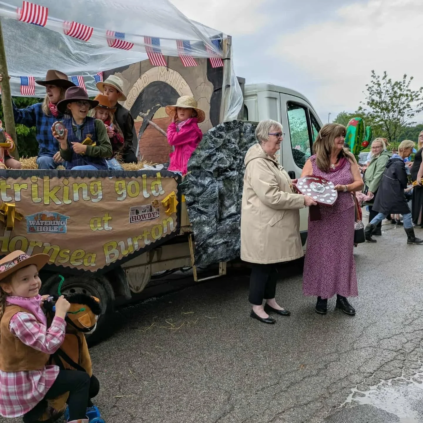 ✨🏆 HORNSEA CARNIVAL 2025 FLOAT WINNERS! 🏆✨
We can’t believe it… WE WON! 🎉💛 We are so incredibly proud and absolutely over the moon! 🌟
A huge THANK YOU to:
✨ Our wonderful children who came to Carnival Club and brought their amazin