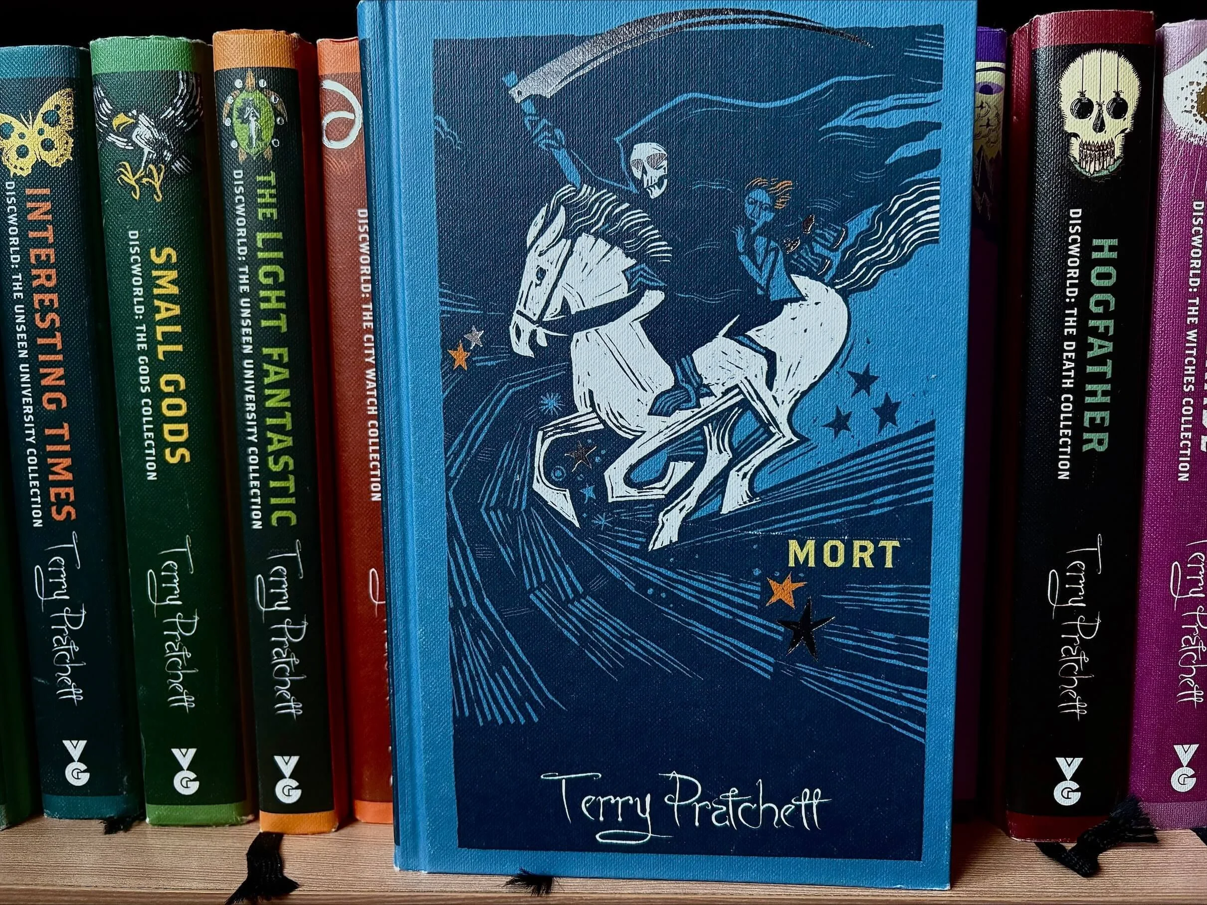 Mort by Terry Pratchett - A Discworld Book Review