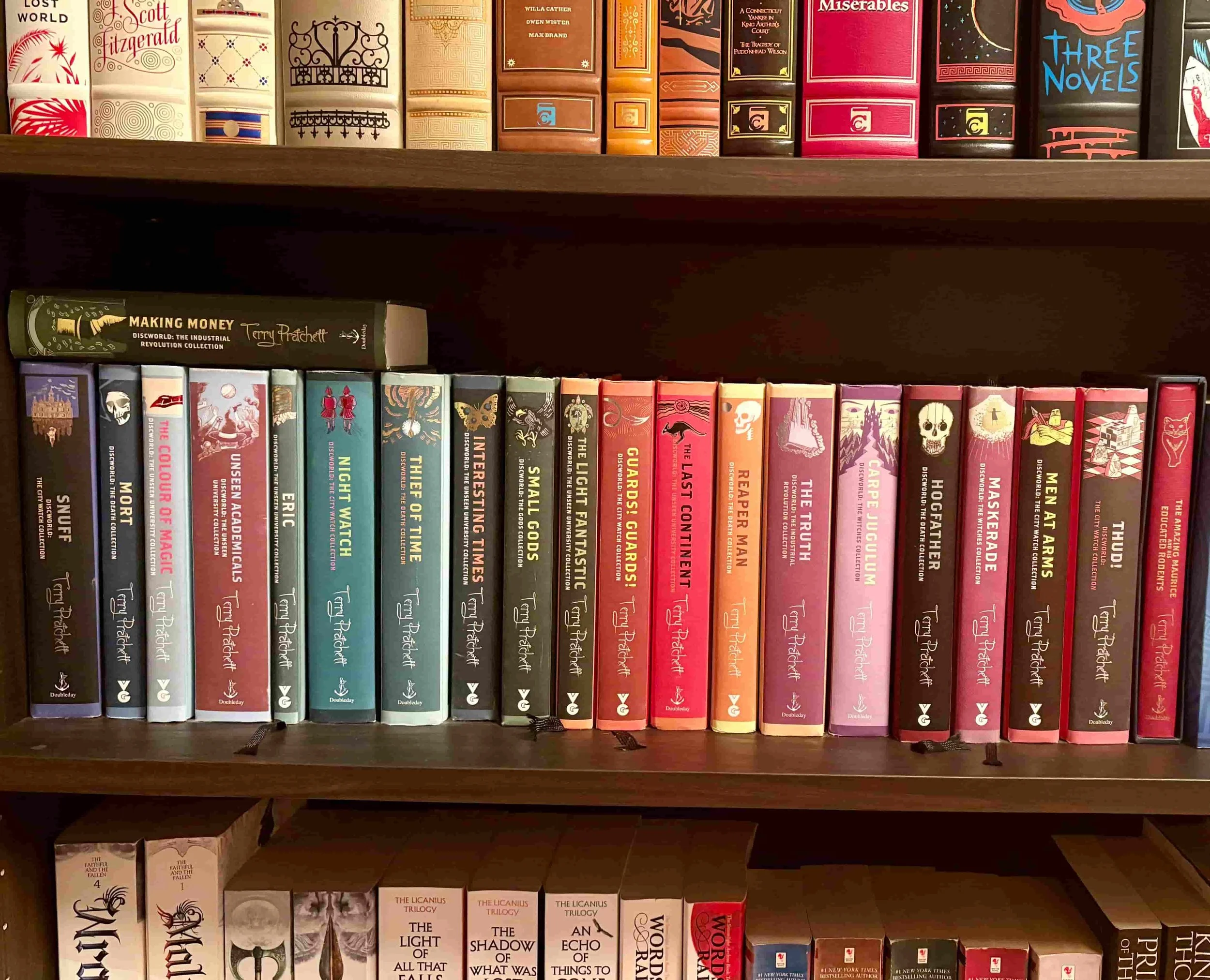 My Top 10 Discworld Books by Terry Pratchett (A Work in Progress)