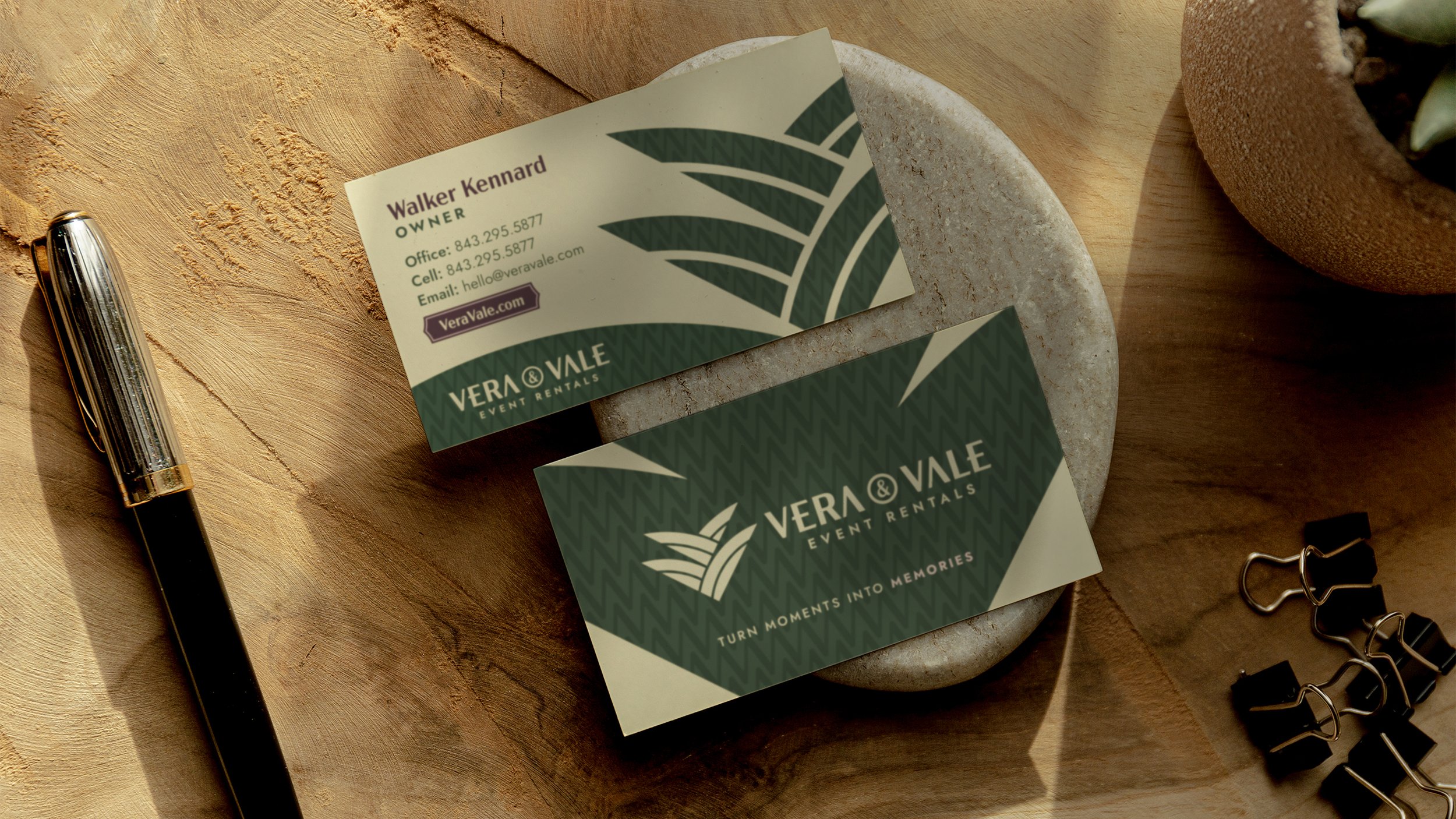 Vera & Vale business card design