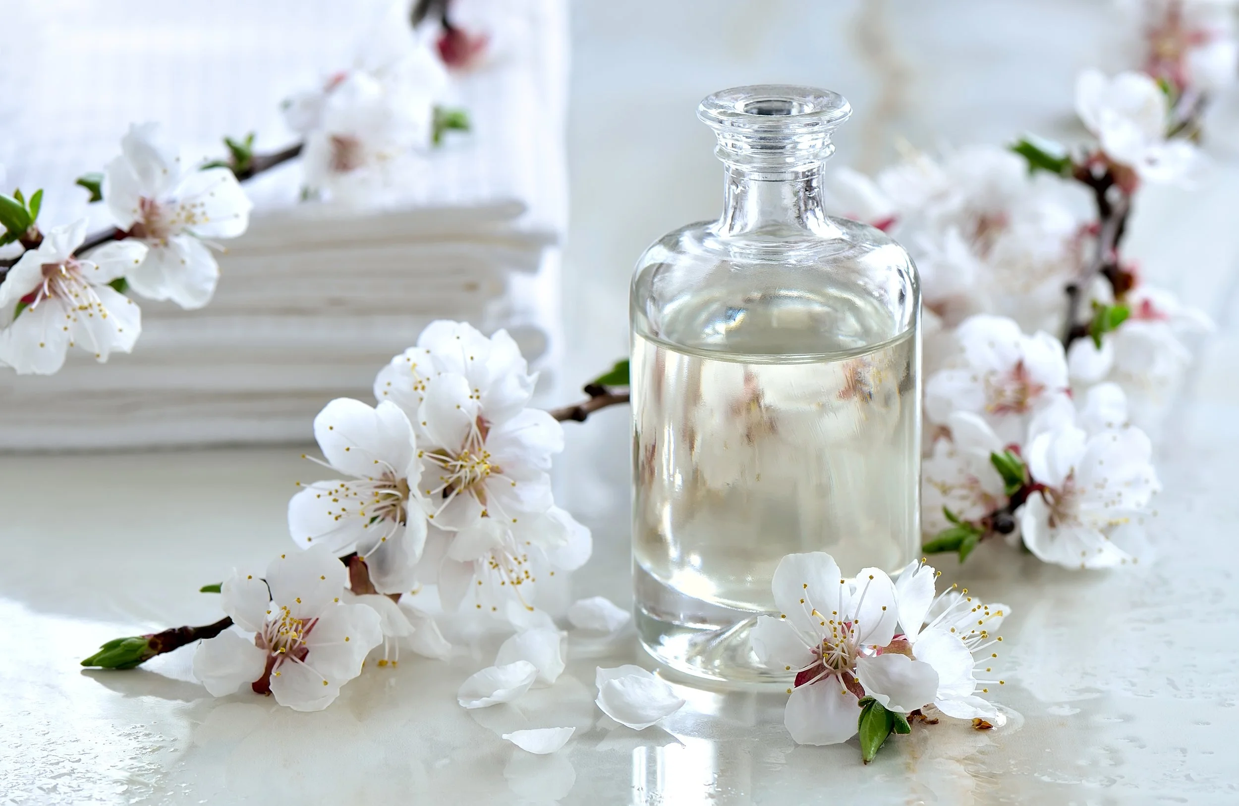 Flower essence and ritual sprays handcrafted for emotional and energetic harmony