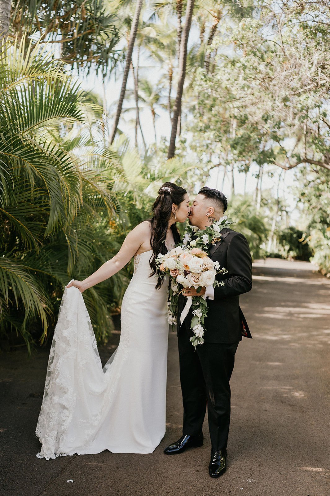 The Unspoken Truth About Hawaii Resort Weddings
