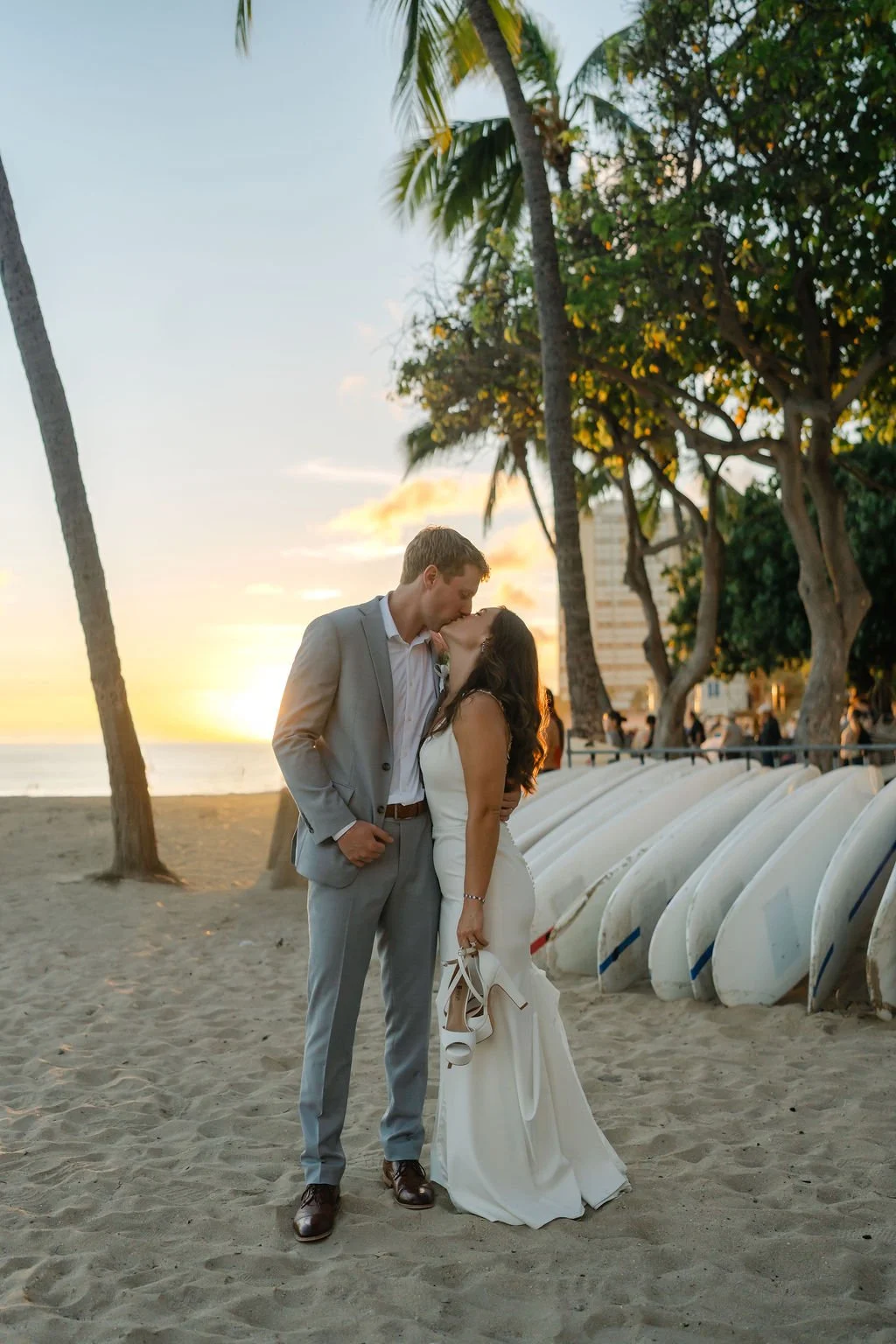 A Quiet Luxury Oahu Celebration