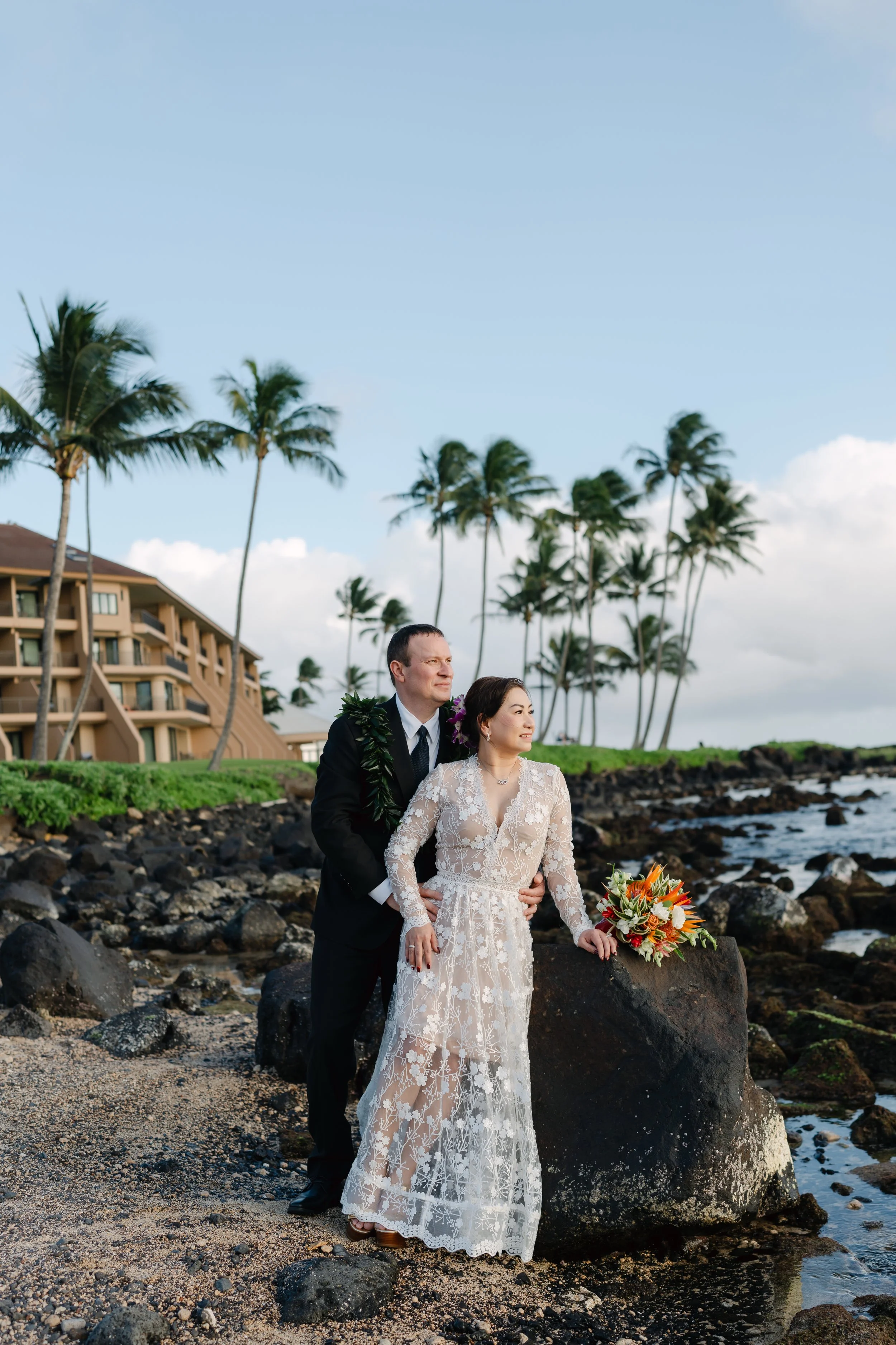 Hawaiian Sunshine and Unscripted Joy The Real Luxury of Your Wedding