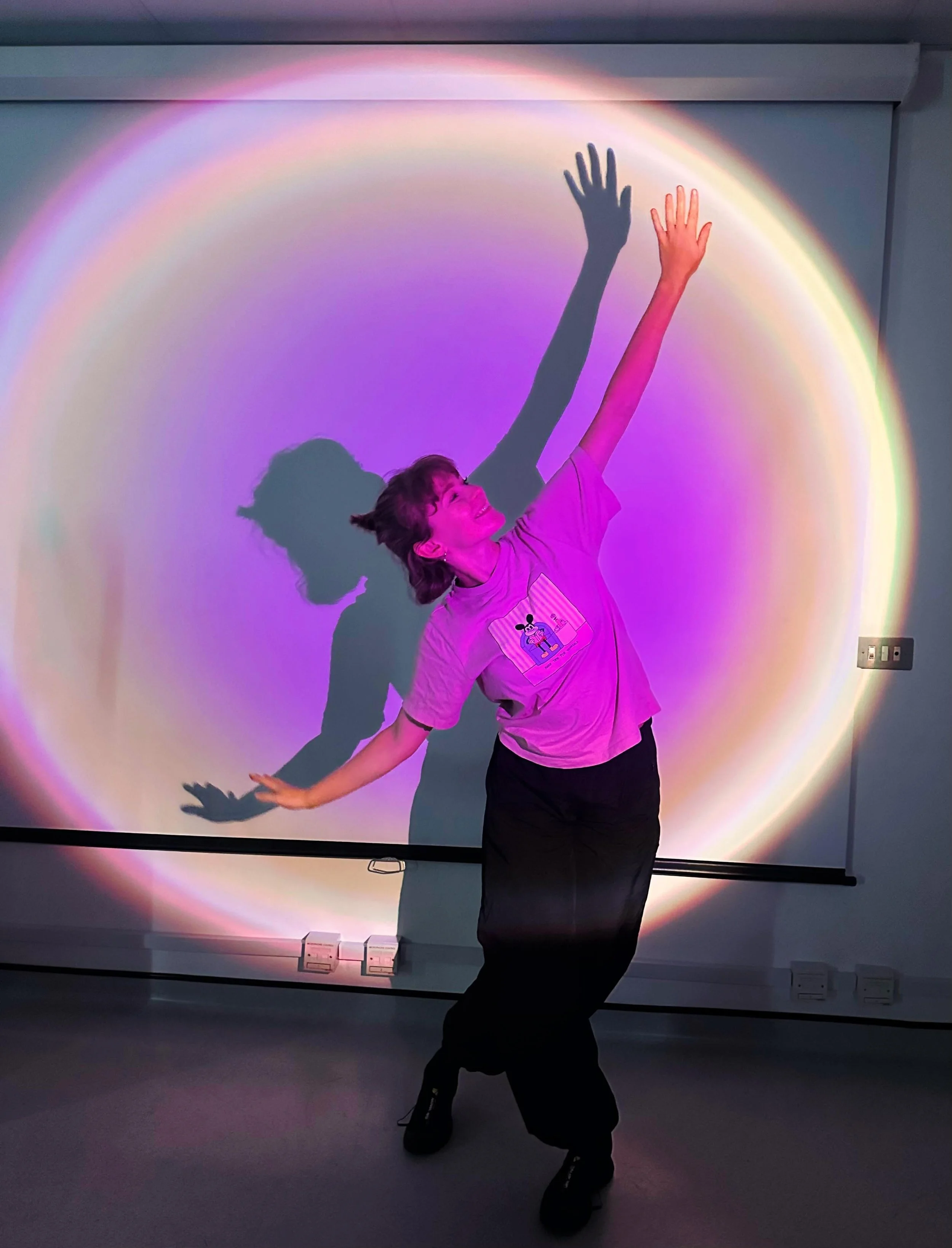 We are back at Chelsea and Westminster Hospital working on our new show Under One Sky 🌞 

It&rsquo;s been a busy day exploring sunsets, stars and night time 🌅 ✨ 🌌

It was lovely to have Emily in the space today as rehearsal director 🕺

This proje
