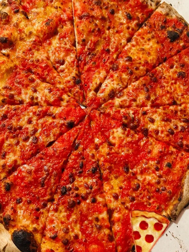 Stopping off for some excellent pizza 🍕 @sallysapizza in New Heaven!&nbsp;Worth the wait!