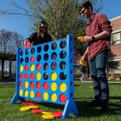 GIANT CONNECT 4