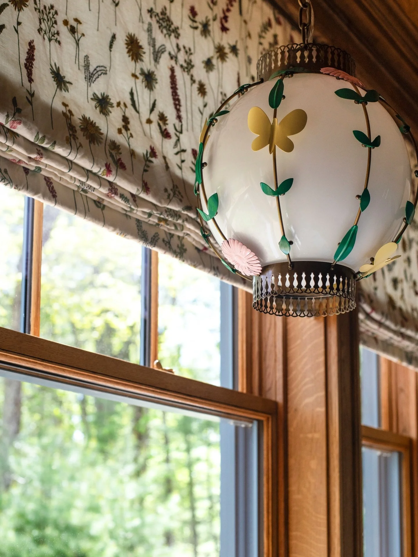 Lighting as the jewelry of the home ✨ a few favorites from our Catskills Heritage project that bring sculptural beauty to every space.

🦊&nbsp;#EBolognino&nbsp;#LayeredMinimalism