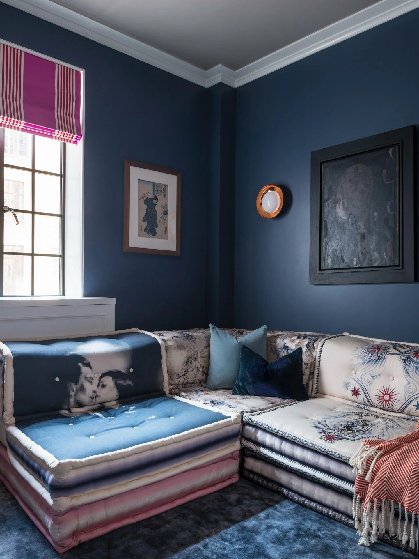 Designed for lounging, lingering, and doing very little.

The Mahjong Room 🀄️ named for the Hans Hopfer Mahjong sofa in custom Jean Paul Gaultier upholstery, hidden just off the kitchen behind sliding doors.

Interior design:&nbsp;@ebolognino
📸:&nb