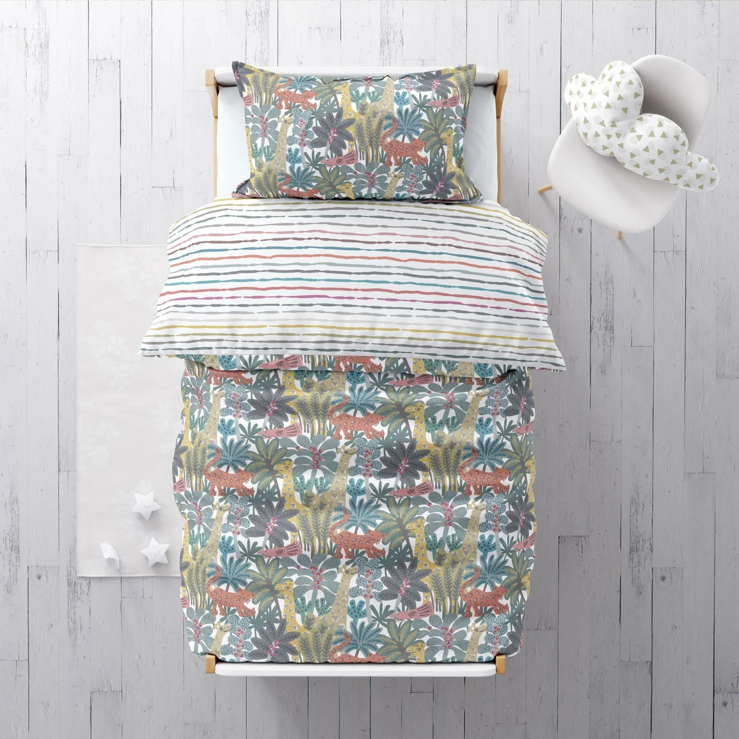 rebecca-milner-a-jungle-afternoon-single-bed-mockup.jpg