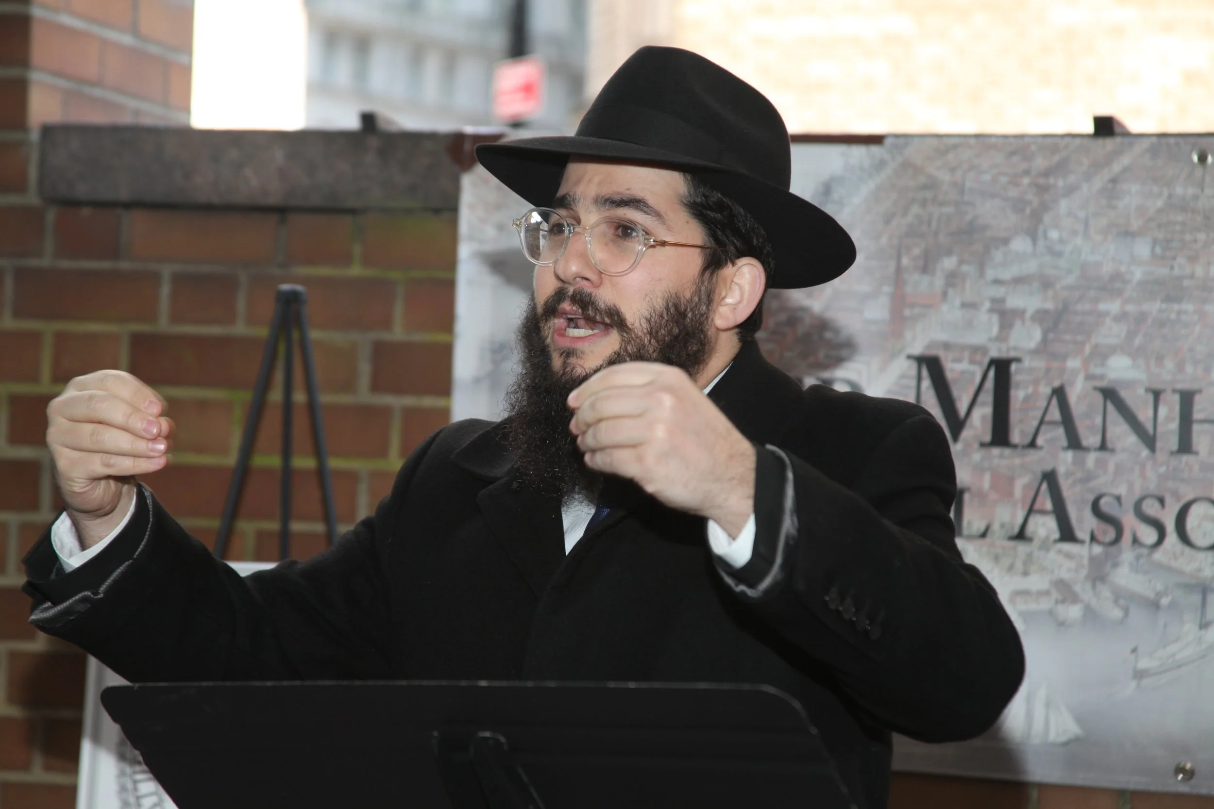 Rabbi Nissi Eber, Director, The Chabad Jewish Center Of FiDi 