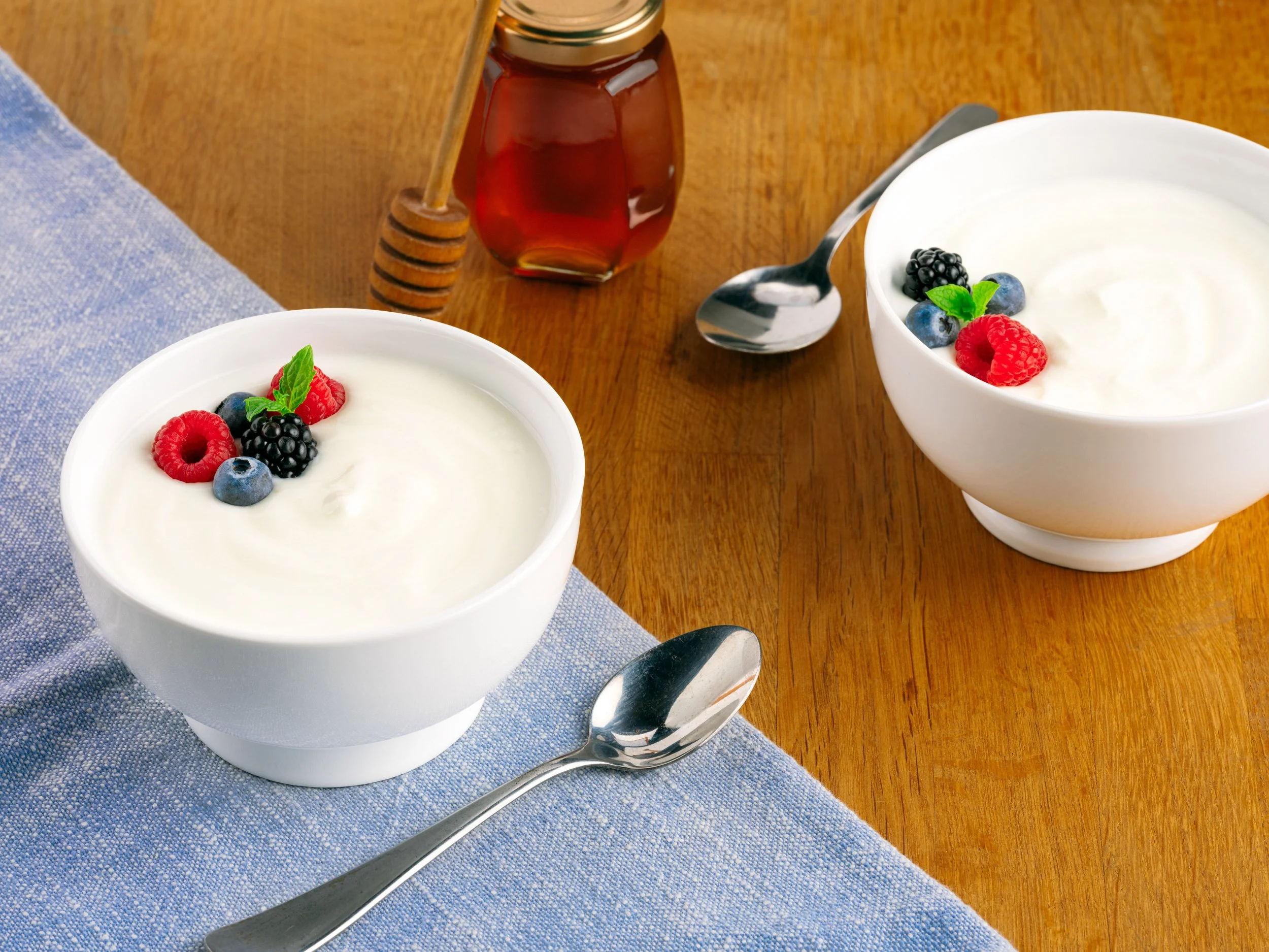 4 Lactalis_4 Yogurt Bowl_634.jpg