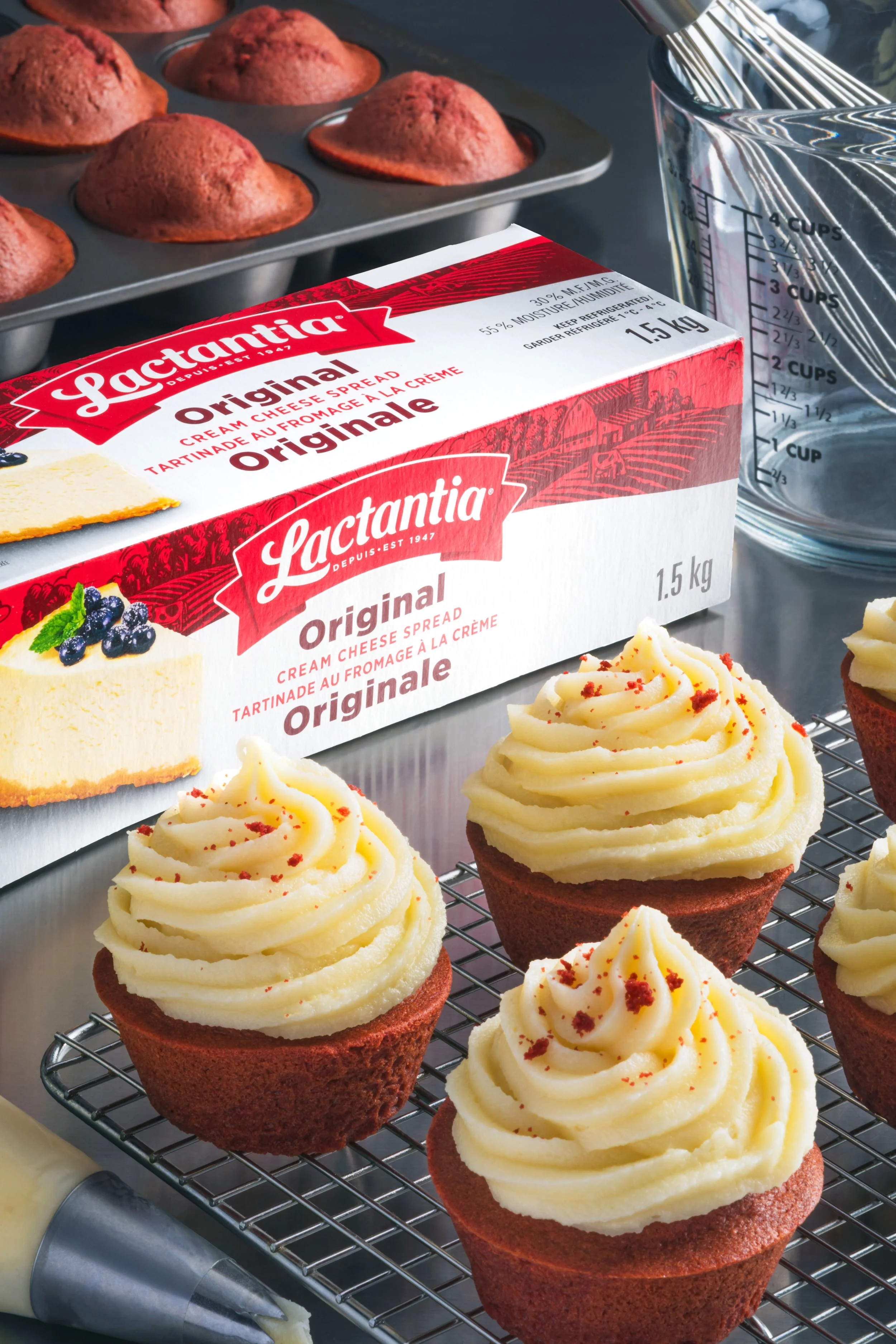 13 Cupcakes.jpg