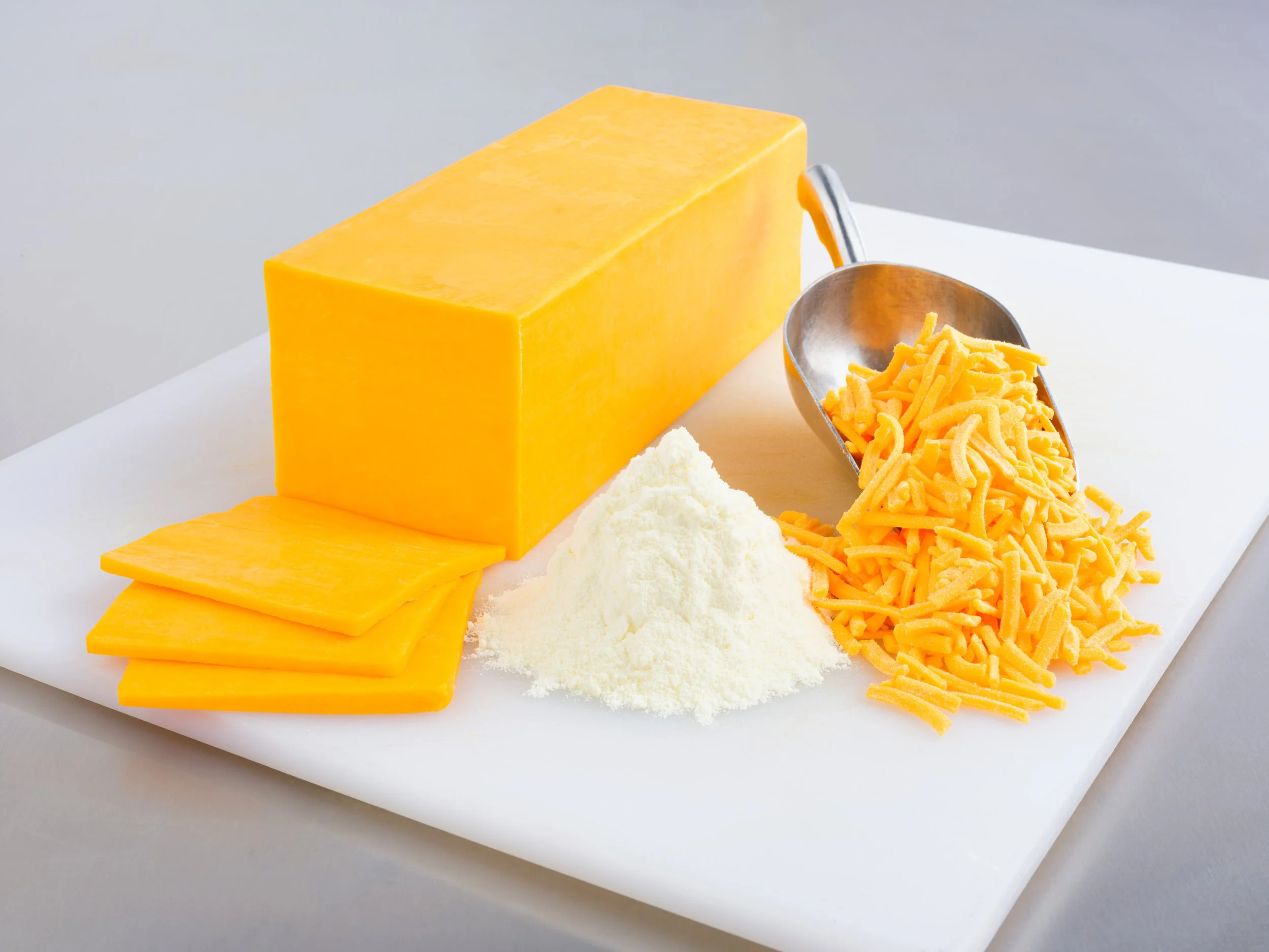 26 Lactalis_26 Cheese Family_1549.jpg