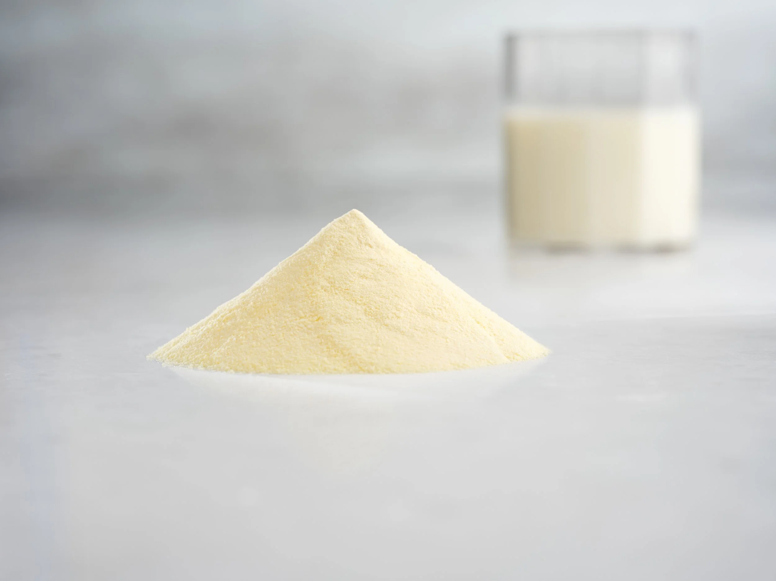 30 Whey Powder With Milk.jpg