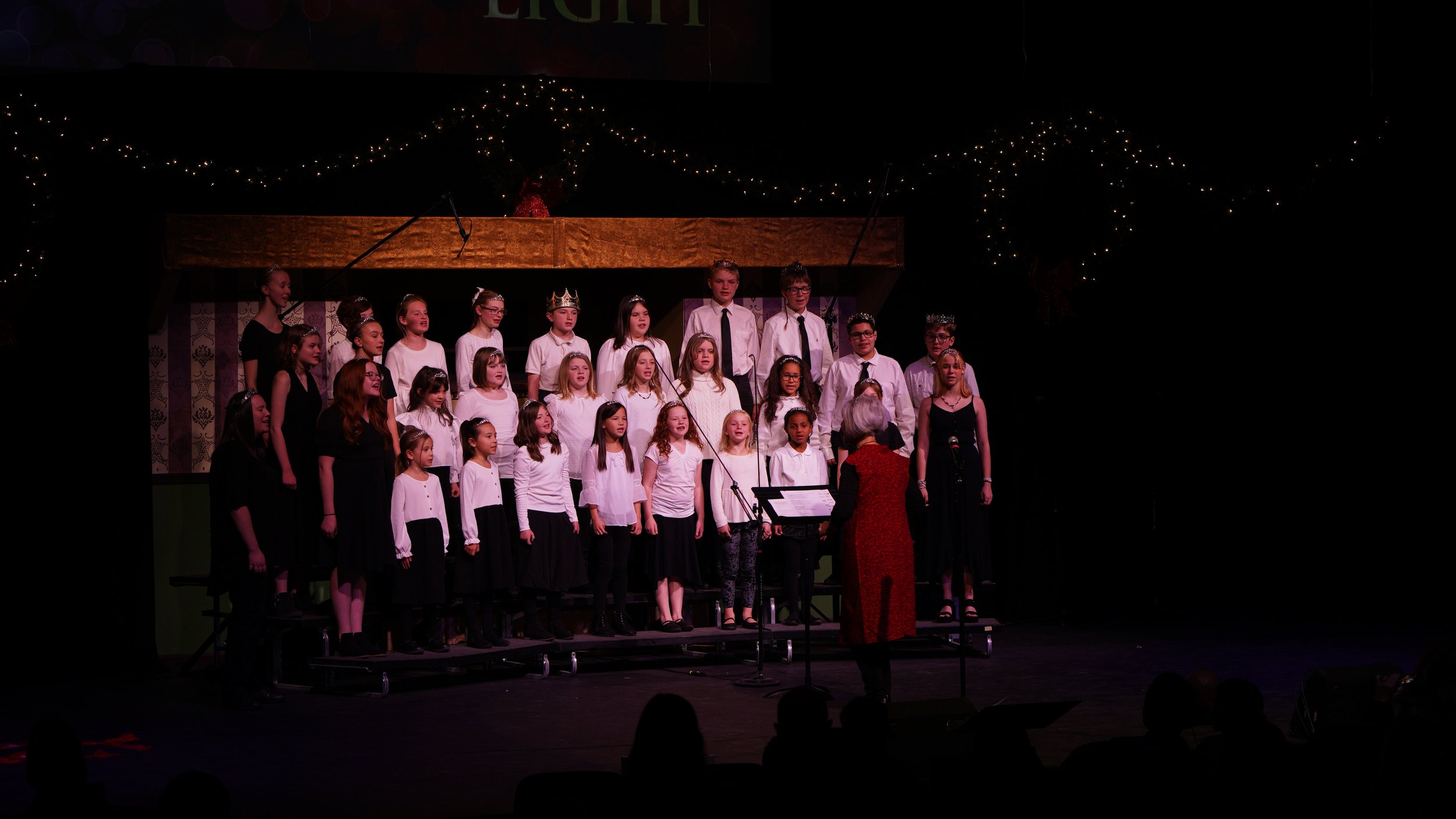 Choirfire performing at Torchgrab Africa Benefit Concert