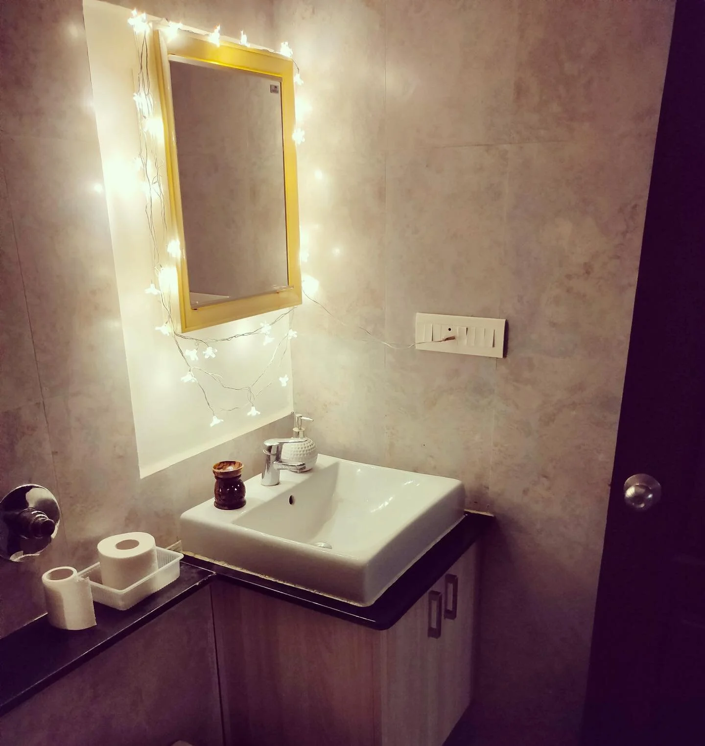 The angle we give the bathroom mirror is always meant to flatter 

#bathroom #bathroomdesign #interiordesign #design #interior #home #homedecor #bathroomdecor #kitchen #architecture #shower #bath #renovation #homedesign #bathroomremodel #decor #bathr