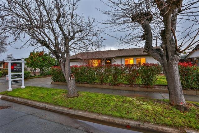 6111 Springer Way San Jose.
4 Bd | 2 Bth | 1,554 Sqft | 6,013 Sqft Lot.
Sale Price: $1,400,000