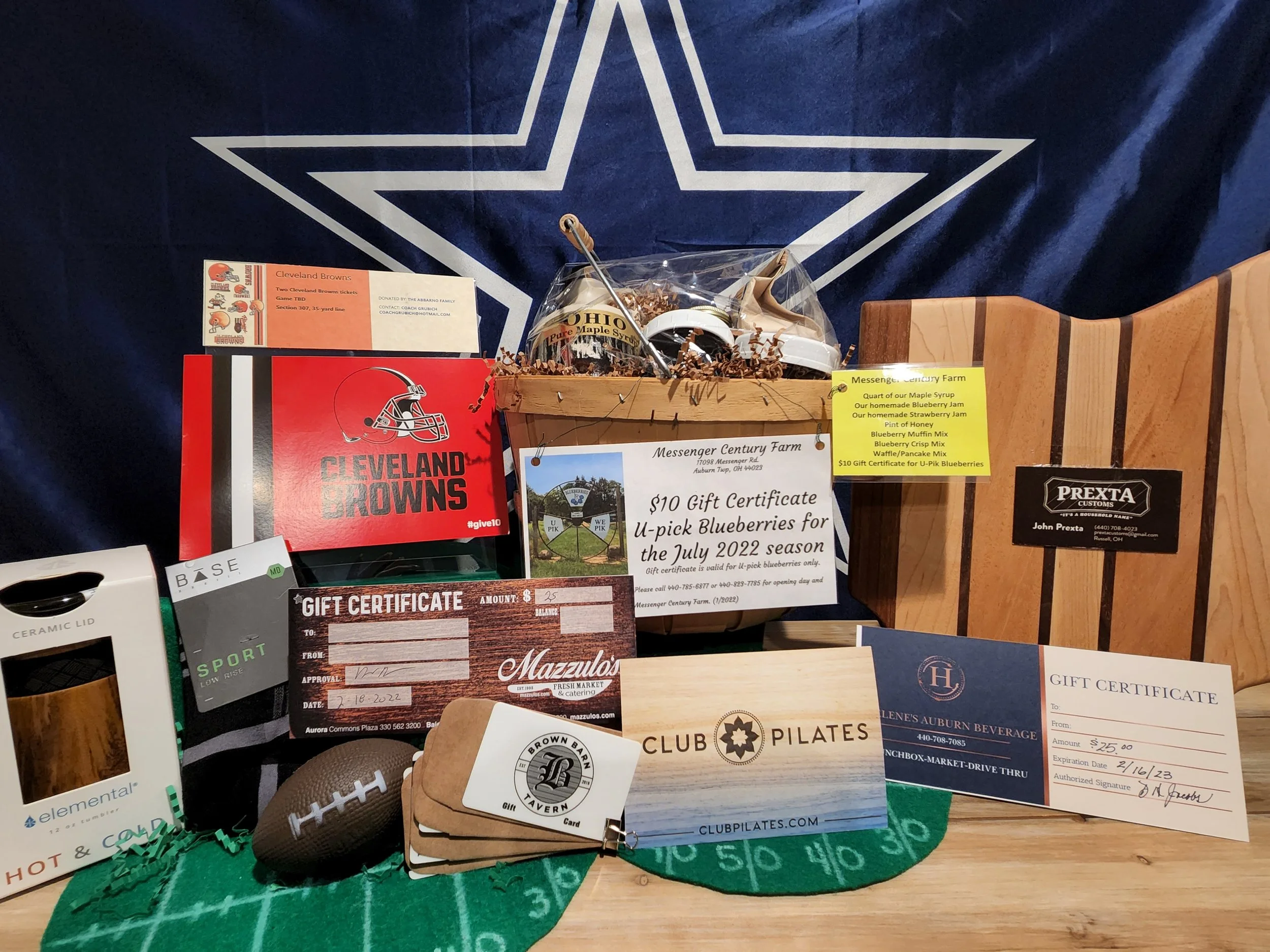 Prize Package 33 - 

Donated by:
The Abbarno Family
Brownbarn Tavern
Bill Baloo
Helene's Auburn Beverage
Prexta Customs
Mazullo's Market
Club Pilates