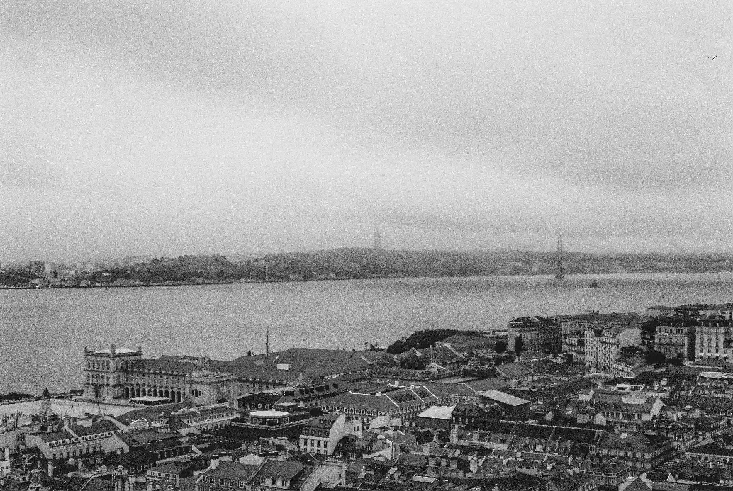 R1-00223-016A.jpg