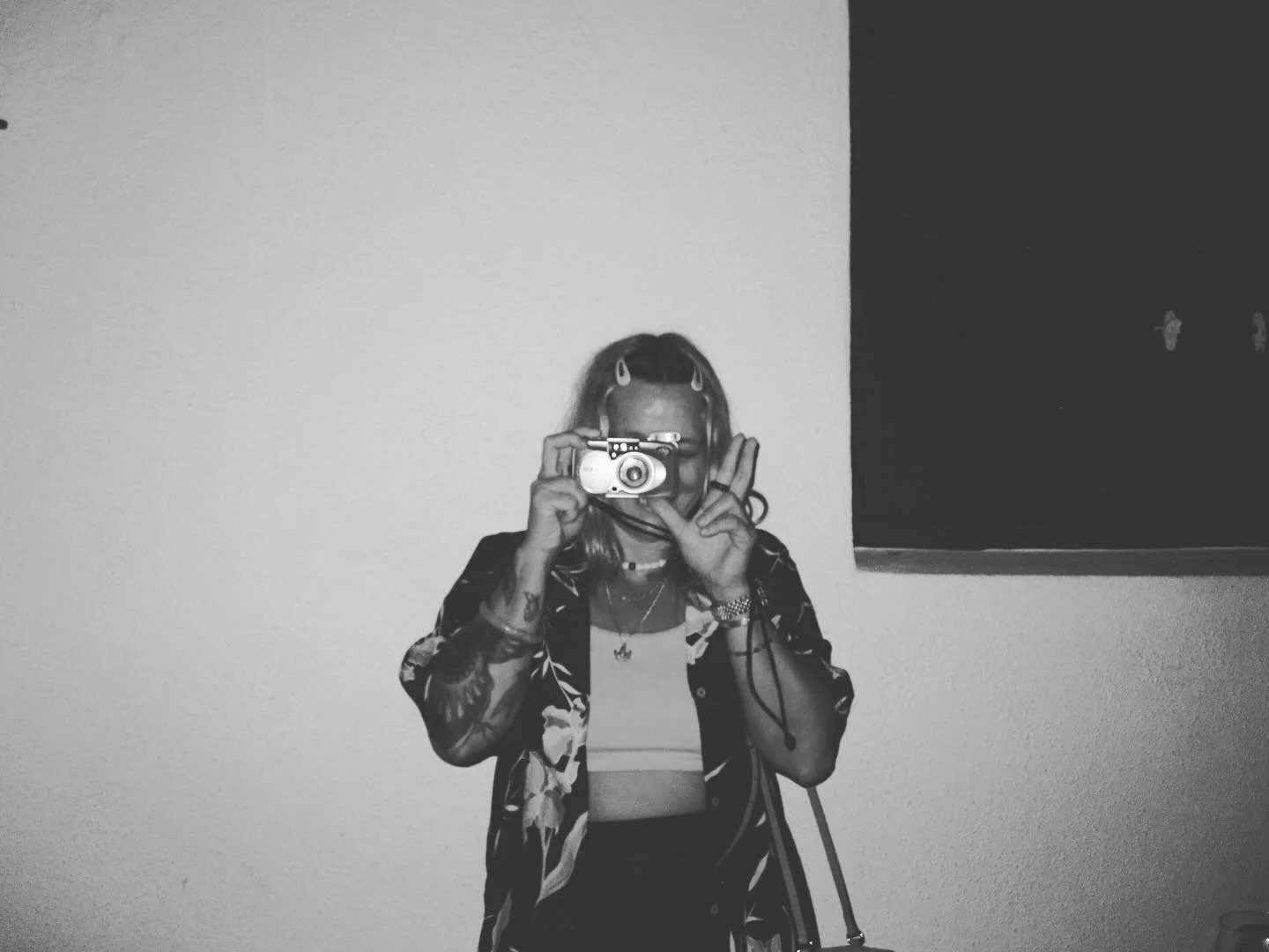 New Love Note talking about changing my life, growing up, and finding faith in myself.

Link in the bio 💝