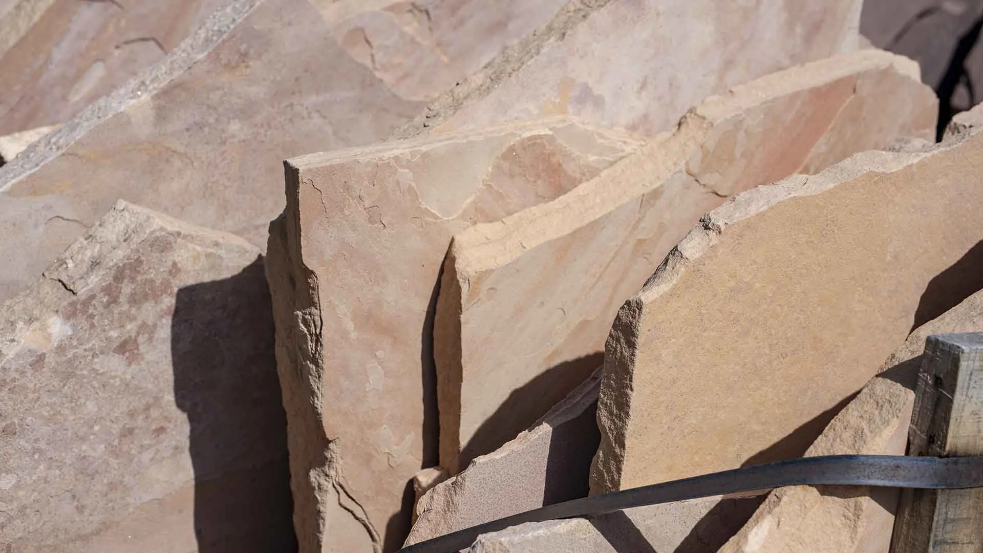 Arizona Rosa Flagstone.jpg