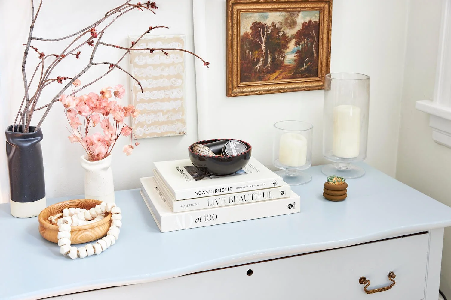 Interior designer breaks the mold and does what no one before her has dared to do...start a blog