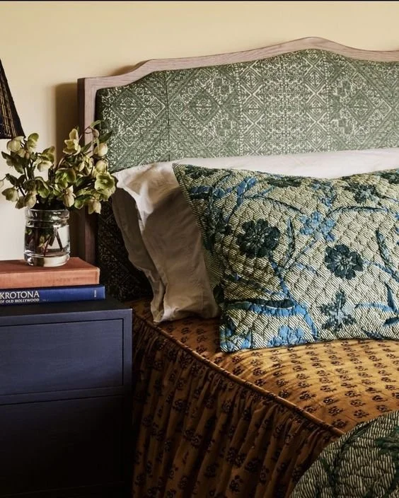 How to Thrift for a Vintage Eclectic Decor Scheme