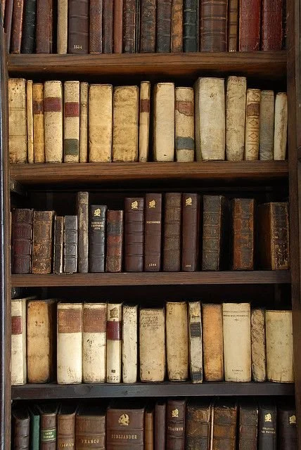 How to Decorate Your Home with Old, Vintage Books