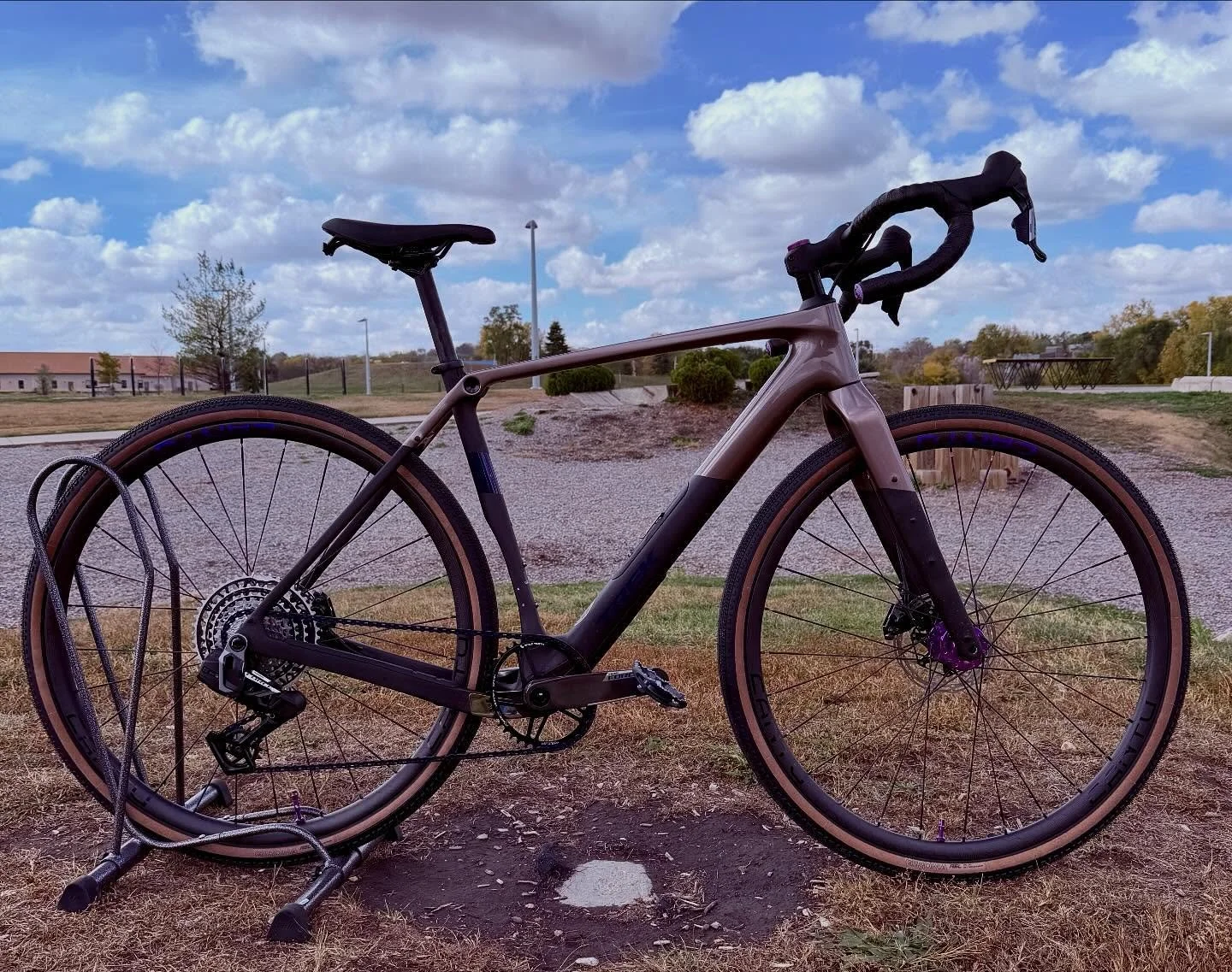 Another fun build headed out the door! @trekbikes Checkpoint SL built up using the new @sramroad Force group! The highlight of this build is probably the @cantucyclingwheels carbon rim laced to @chriskingbuzz hubs using a shop favorite @berdspokes! W