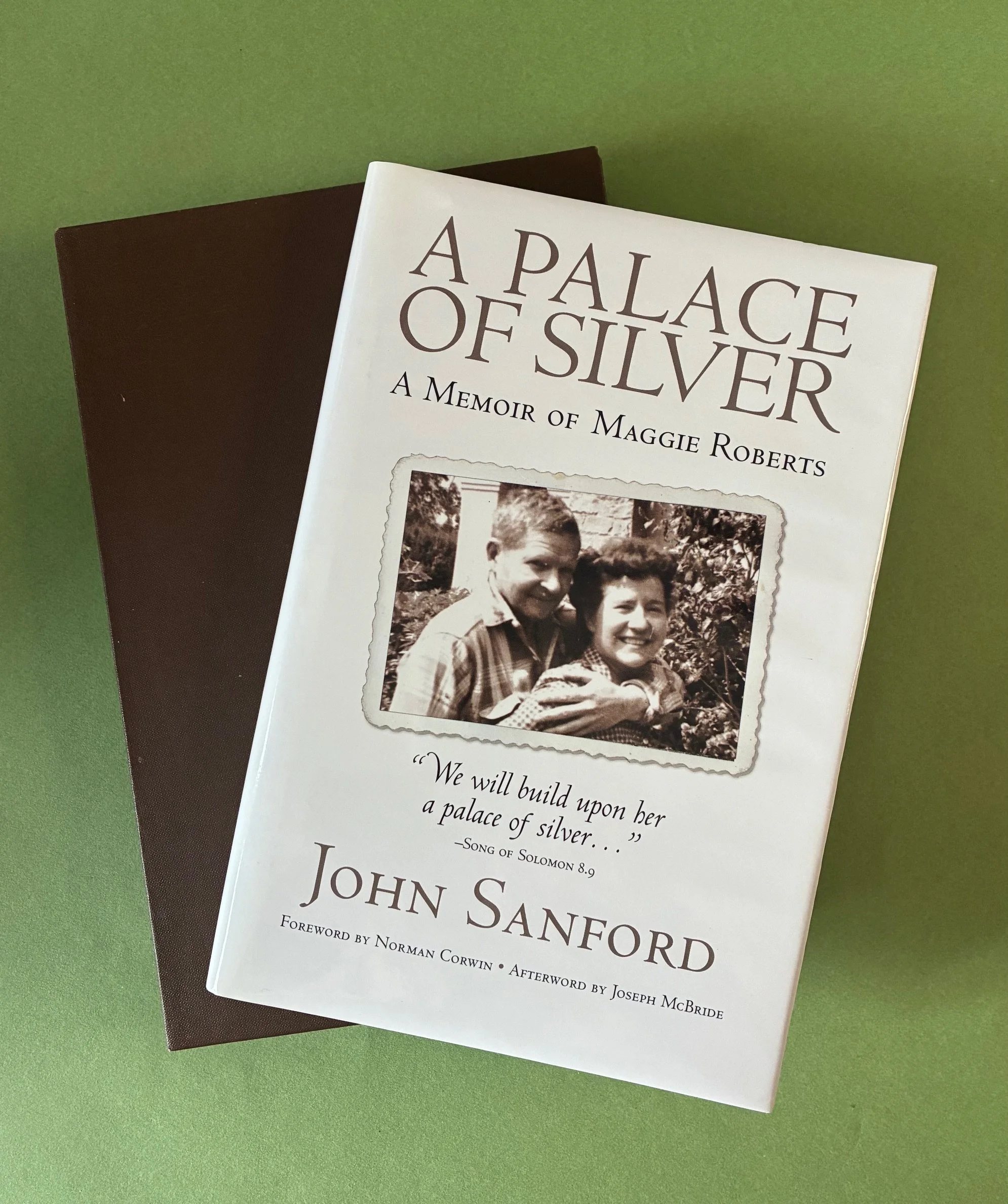 Sanford, John. (Pseudonym of Julian Shapiro). A PALACE OF SILVER