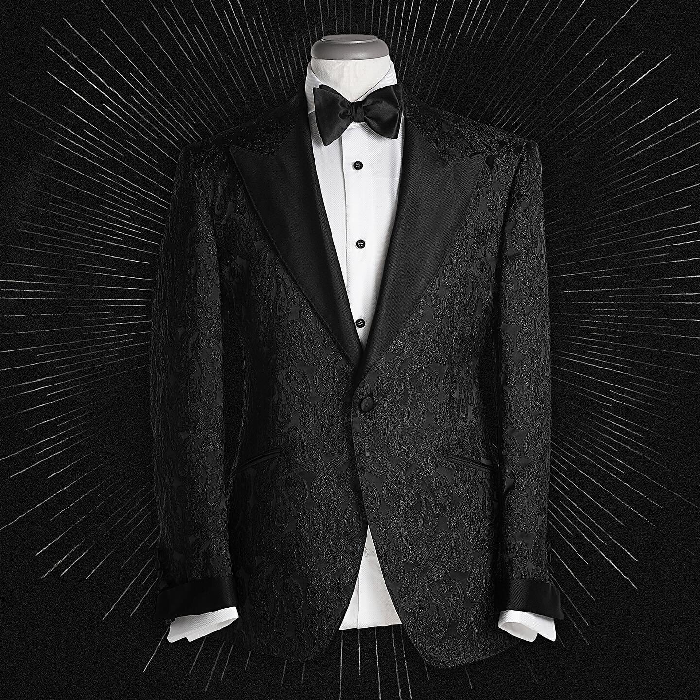 Discover the Art of Couture Smoking and Dinner Jackets at Franco Uomo! Link in Bio

Book a Style Consultation by Sunday December 3rd to order a Custom Designed Jacket for your 2024 New Years Eve event. Choose from over 100 exotic fabrics with infinit