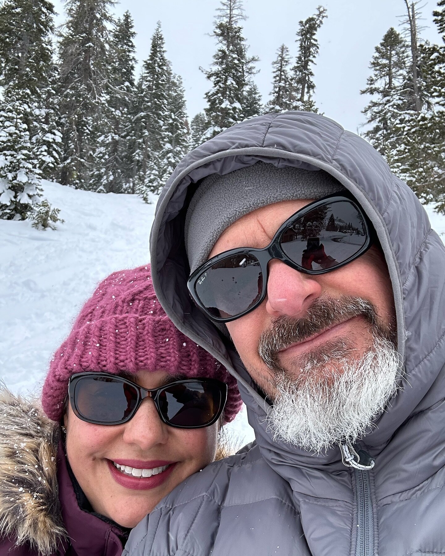 Up in the snow with the hubby for a quick Easter getaway. Getting the most out of my winter knits and some much needed R&amp;R. Hubby is rocking my extra pair of sunglasses&hellip; he left his at home. 😂