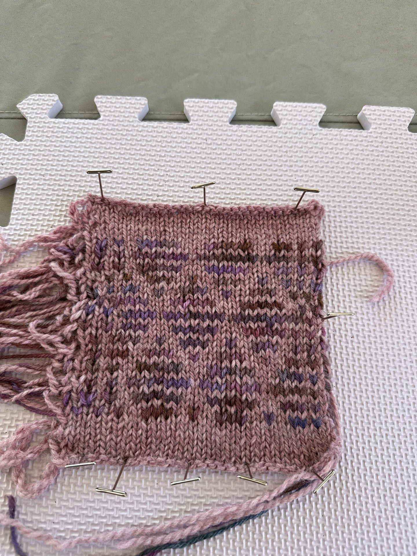Tip of the Day: If you're knitting your project in the round, you should always gauge a swatch in the round or simulate the swatch in the round. Your future project will thank you 😊 🧶