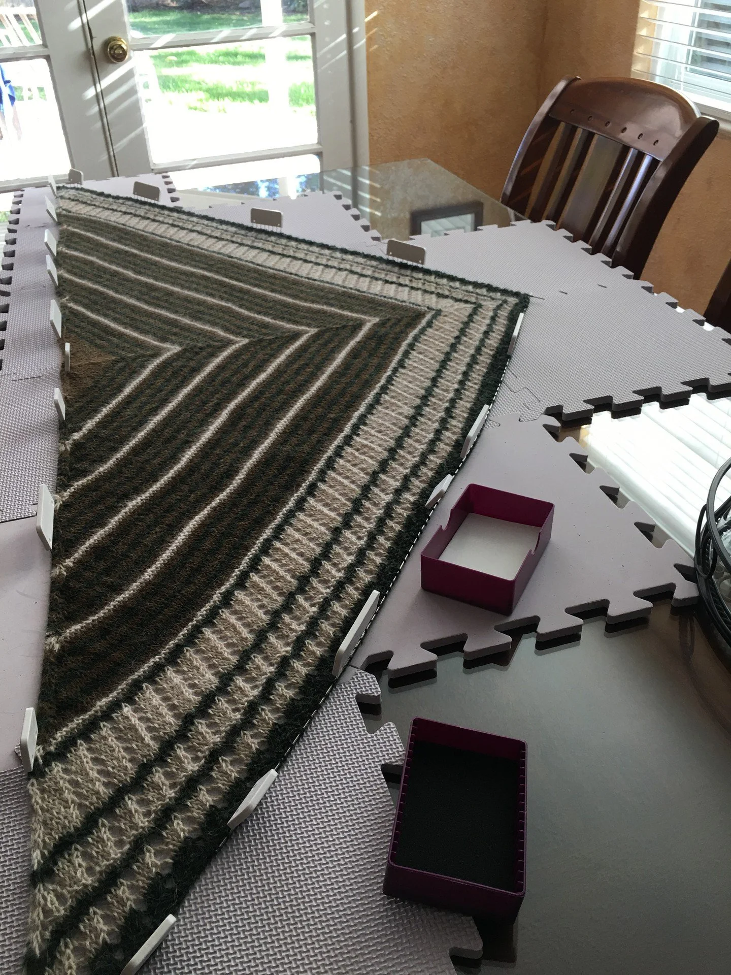 Blocking your knitting helps even out stitches, relax fabric, and shape it to your liking. It also makes the fabric softer. Don't skip this important step! #knittingtips #blocklikeapro 💪🧶