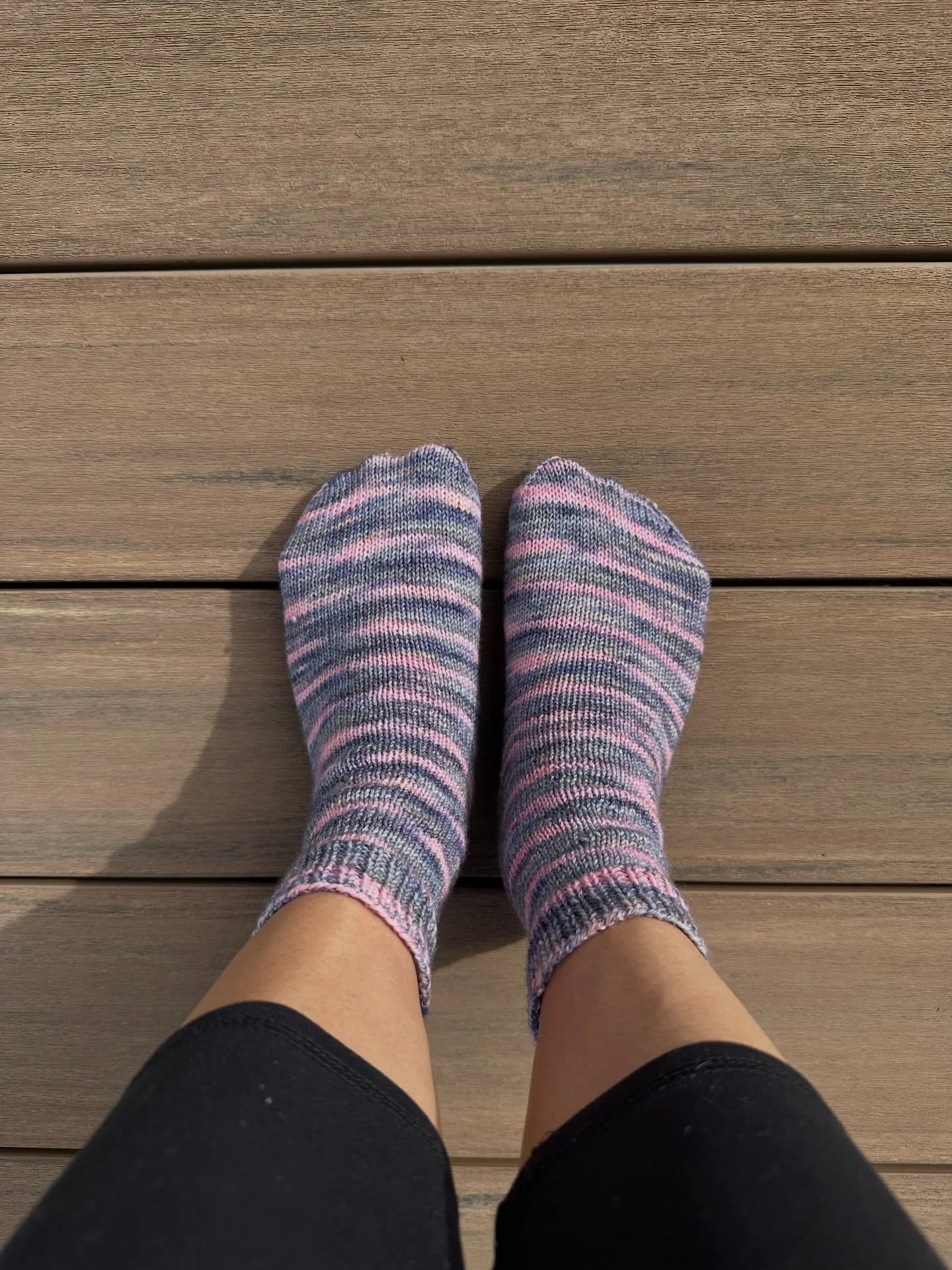Even though I have knit close to a 100 pair of socks now, I still get that giddy &ldquo;I just finished another pair of socks&rdquo; feeling after binding-off my second sock. 🤗🧦 #handknitsocks #handdyrdyarns #madelinetoshyarn #1skeinwonder #stashbu