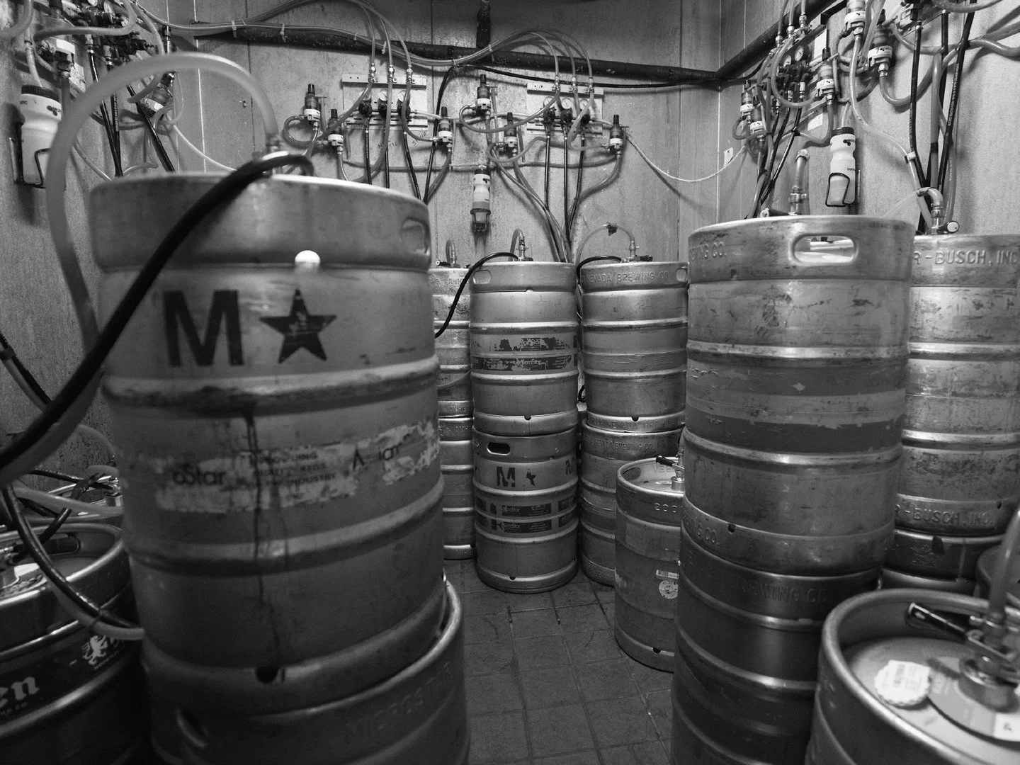 Have we got all the craft drafts you need to truly enjoy the Dodgers taking on the Blue Jays for the first game of the World Series? Yes. Yes we do. 
βΎ World Series One - 5pm
π Lakers - 7pm
π» Happy Hour - 3pm