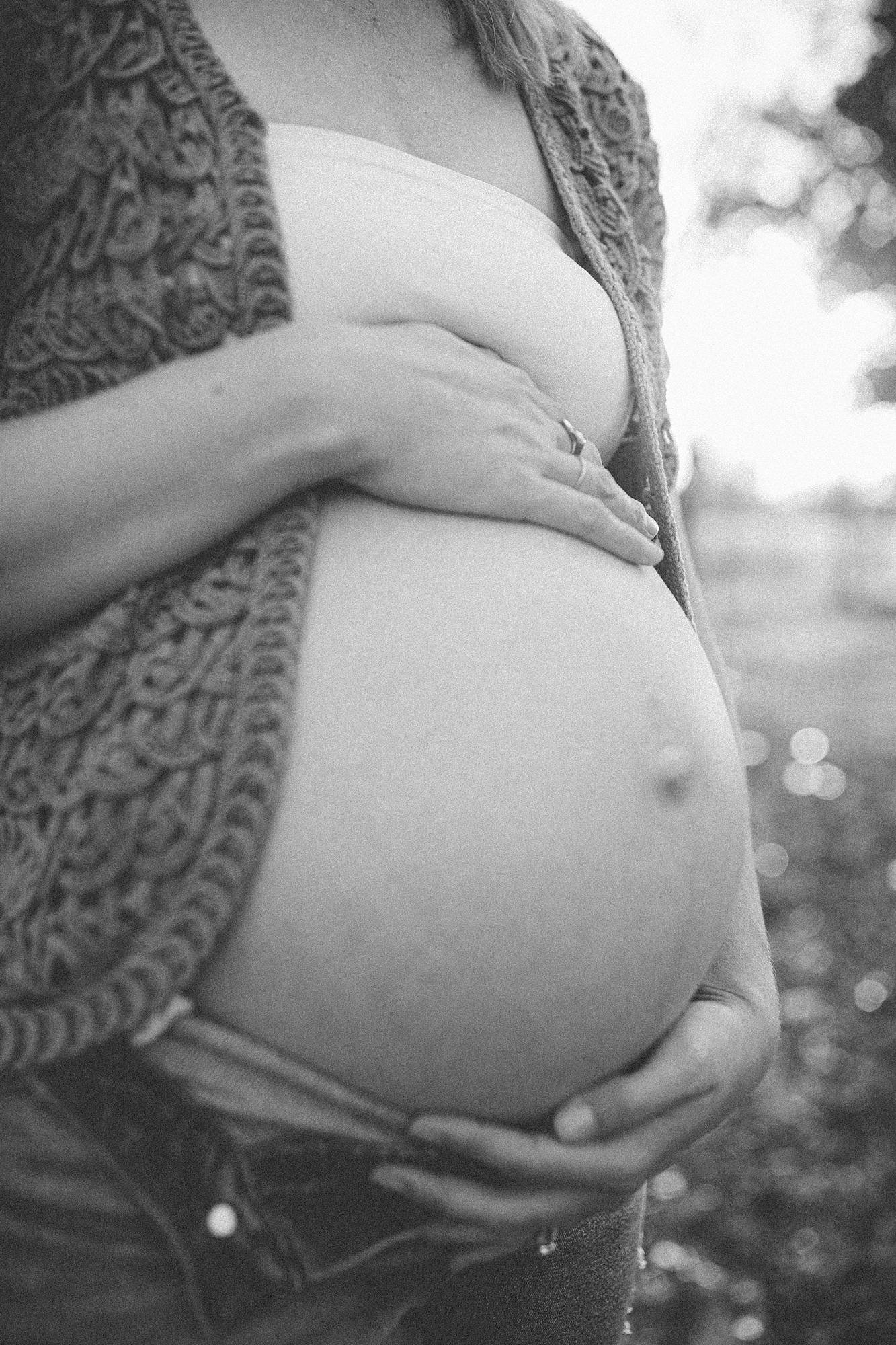 black and white classic maternity session