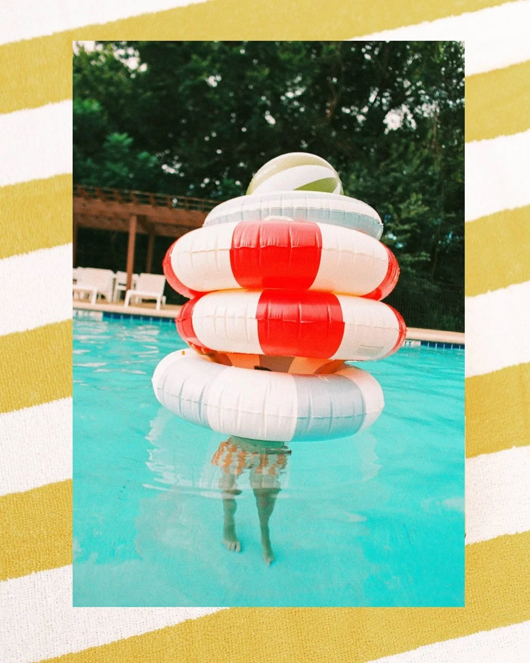 Love. Love. Loved this colorful, joyful session 🌈 Neighborhood pool, lots of stripes, and one happy family - on FILM and digital!