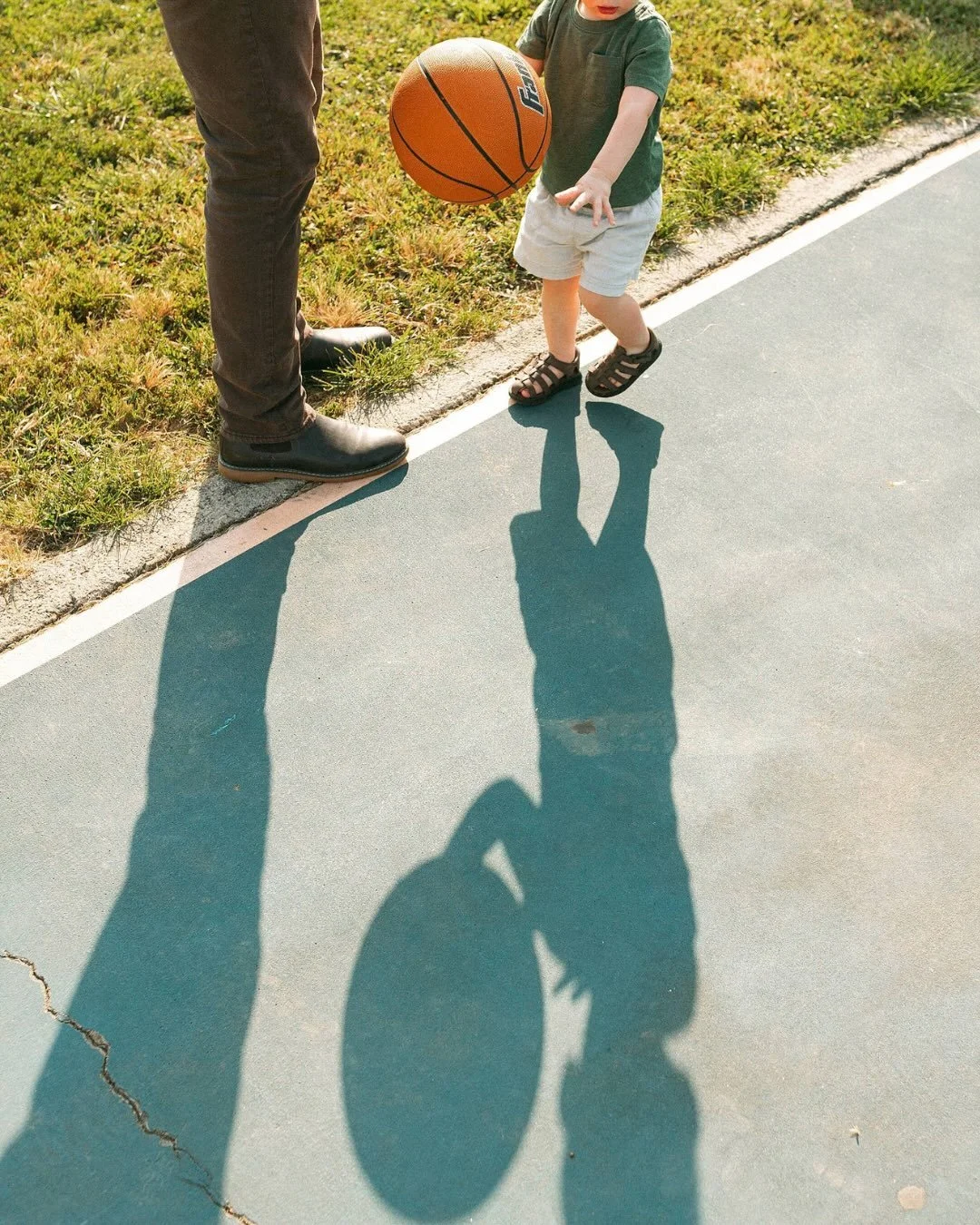When you bring a pretty basketball for photos but all your toddler wants is the dirty one found at the courts 😅 (on digital and FILM!)