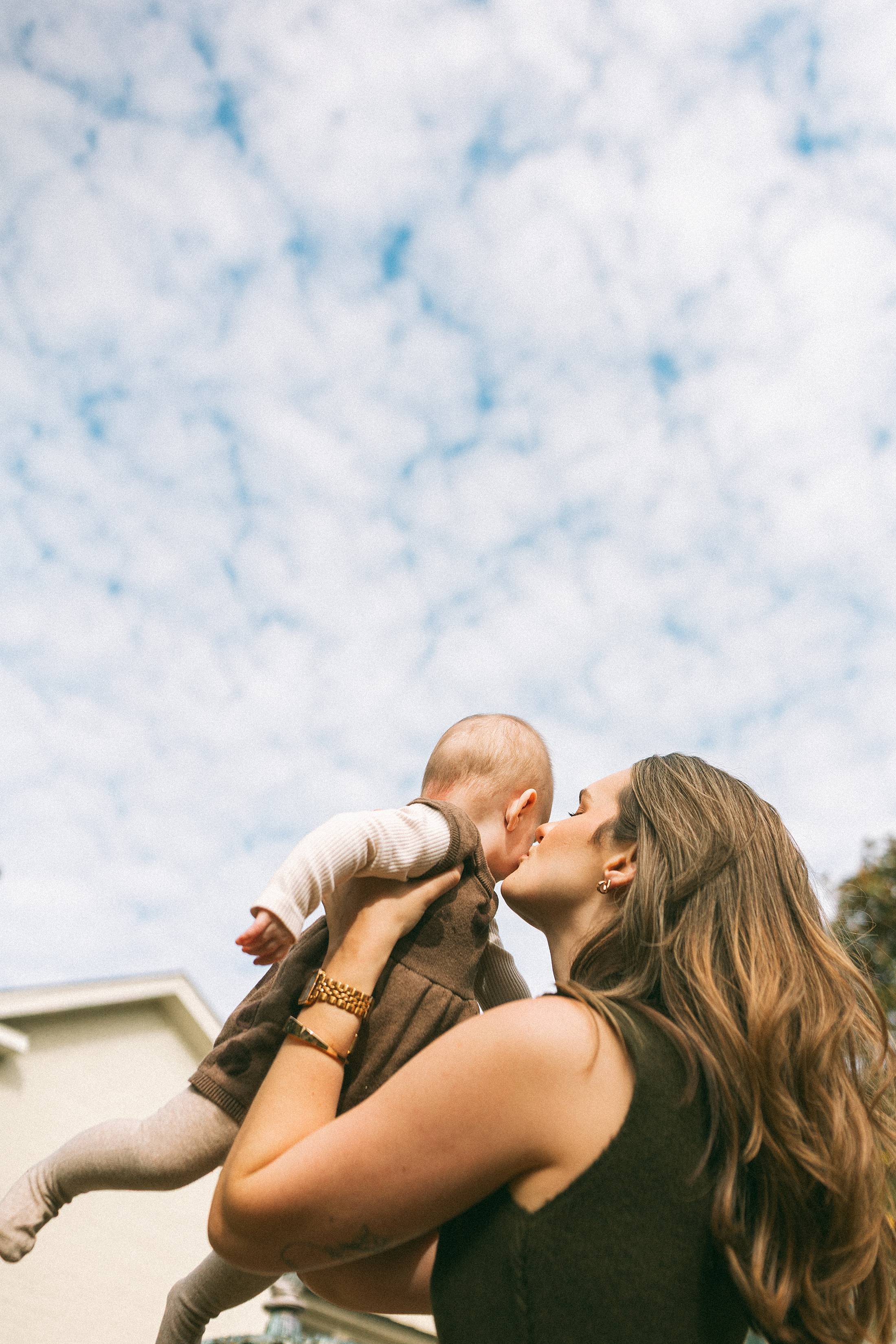 nashville family photographer, columbia tn family photographer, franklin family photographer, family lifestyle photographer, family photographer middle TN, at home photography, family photoshoot, family photography Middle TN