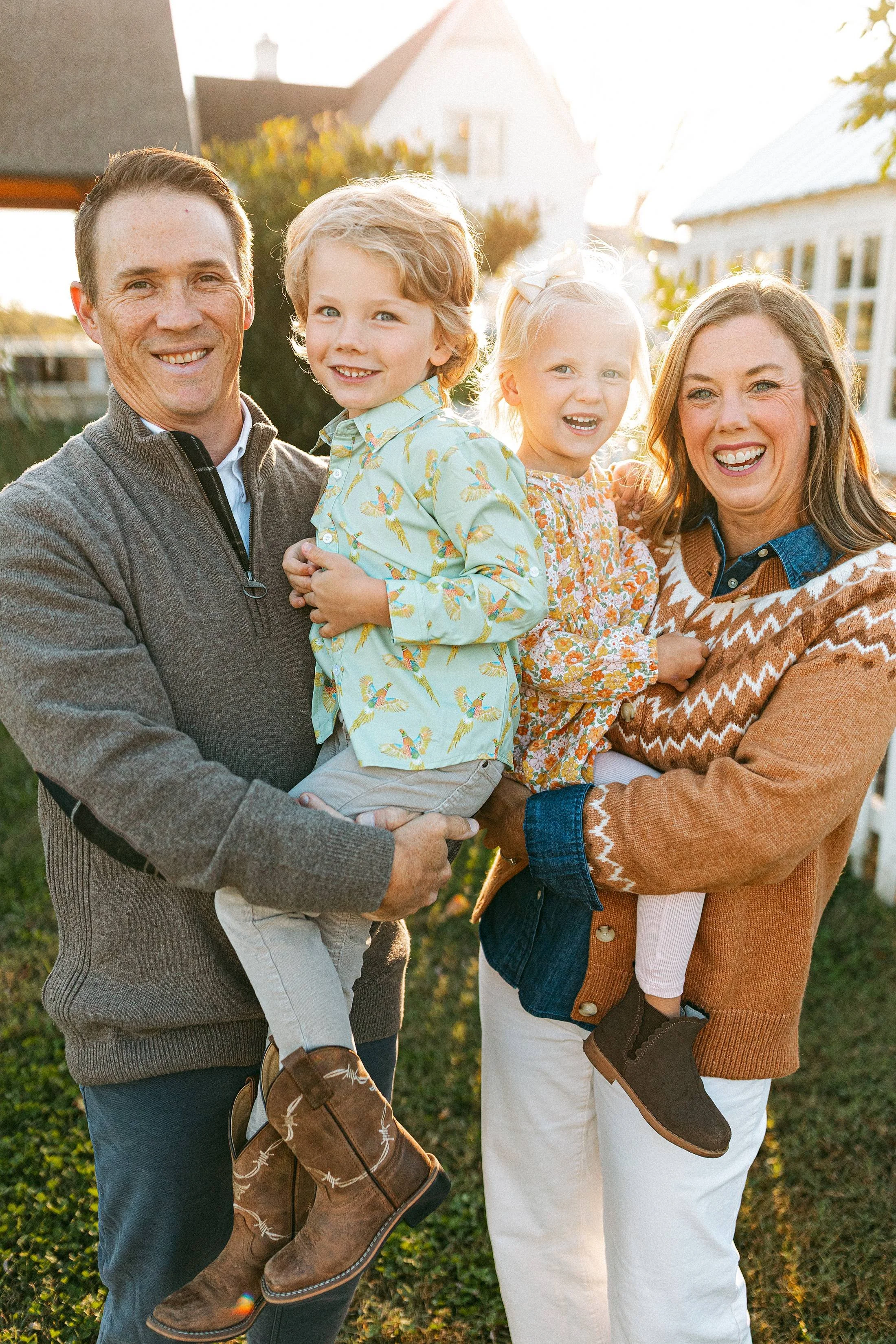 nashville family photographer, columbia tn family photographer, franklin family photographer, family lifestyle photographer, family photographer middle TN, at home photography, family photoshoot, family photography Middle TN
